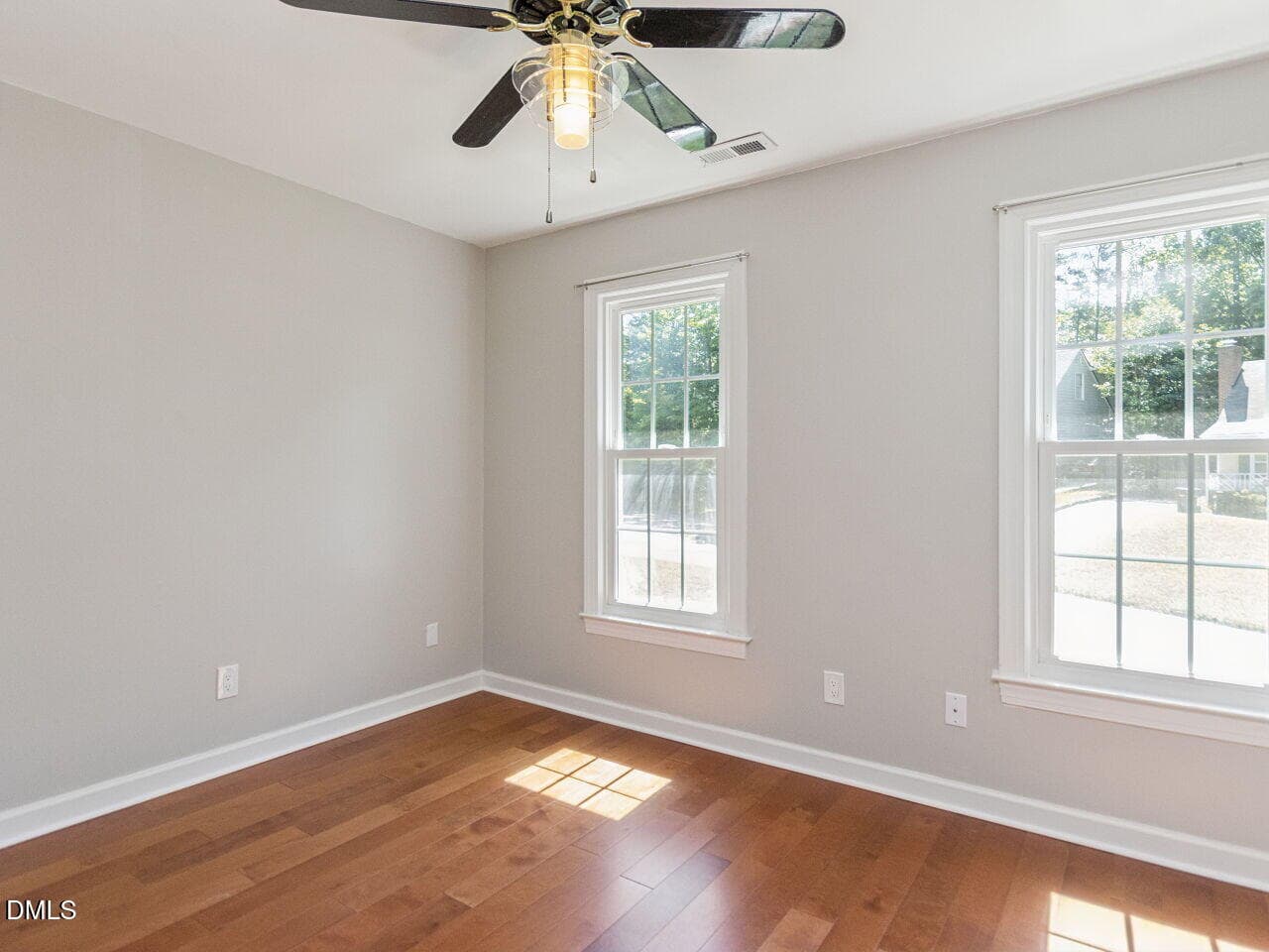 029-1280x960-photo - 1 Leeward Court, Durham, NC 27713, Durham