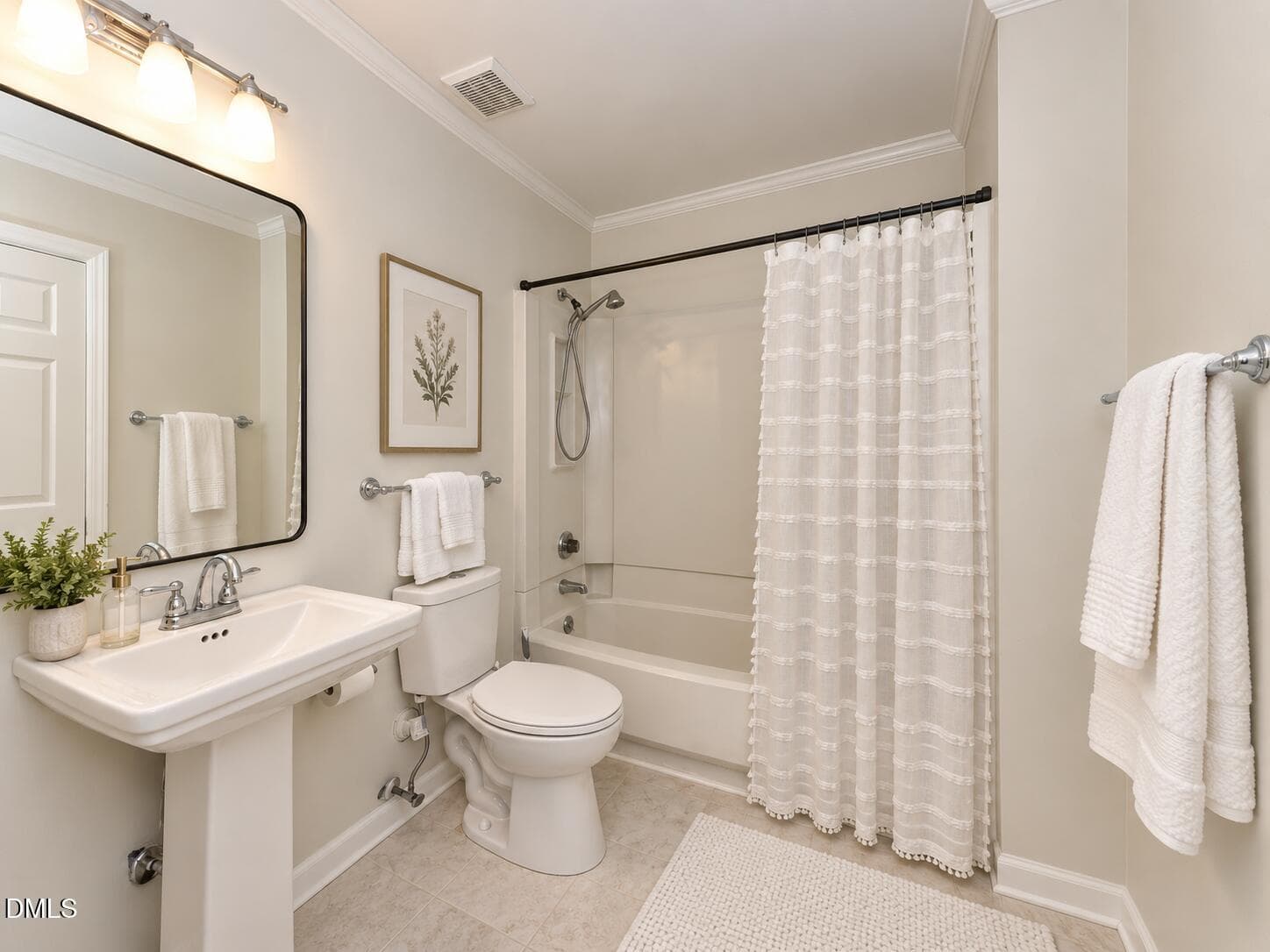 Full Bathroom - 5674 Hamstead Crossing, Raleigh, NC 27612, Raleigh
