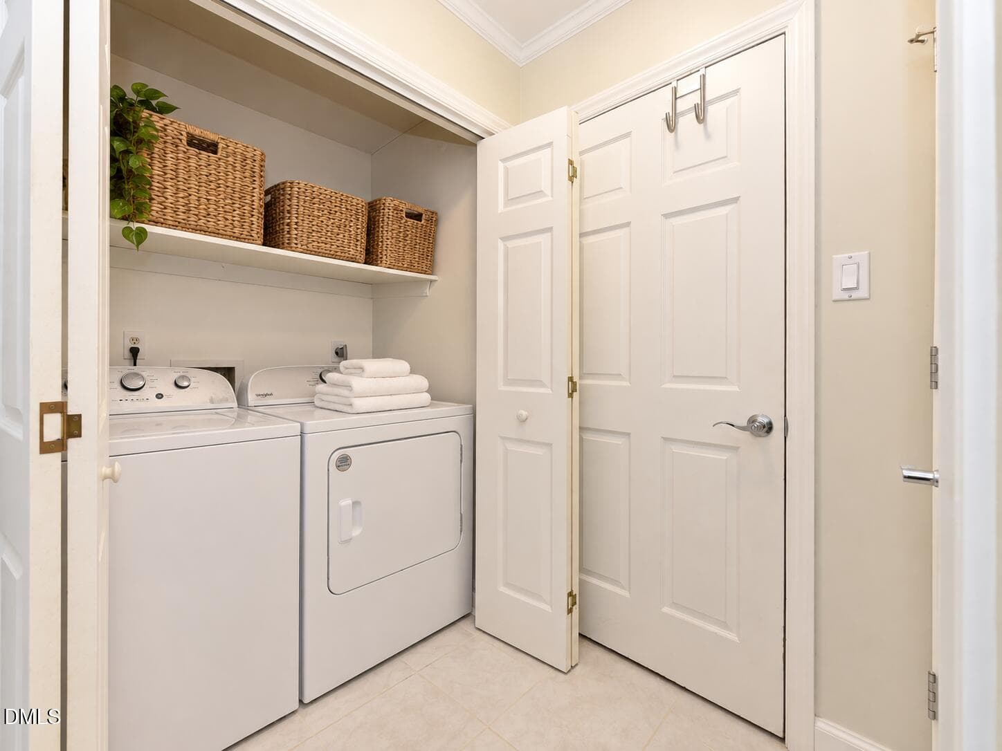 Laundry - 5674 Hamstead Crossing, Raleigh, NC 27612, Raleigh