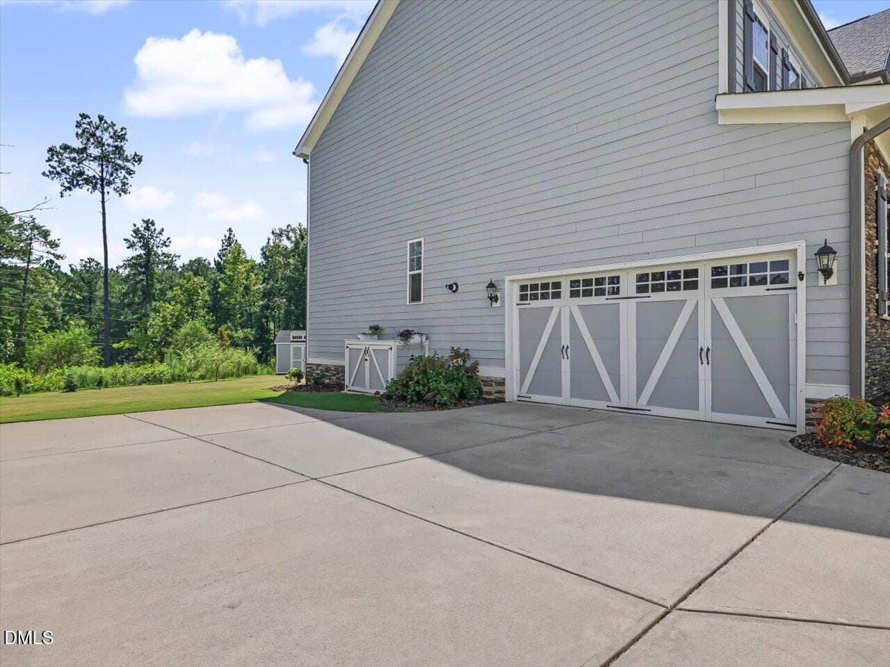 079-Garage - 137 Treeline Court, Holly Springs, NC 27540, Holly Springs