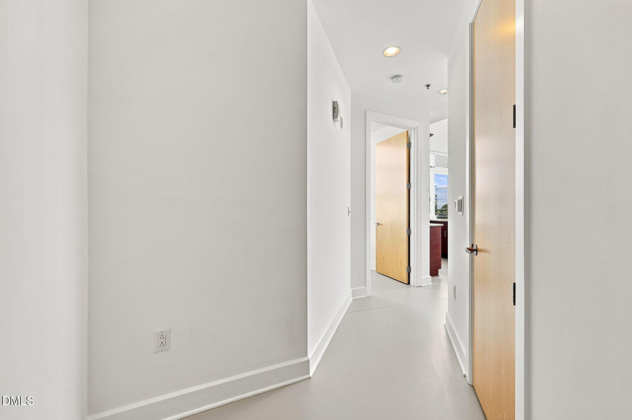2Entry - 2608 Erwin Road 402, Durham, NC 27705, Durham