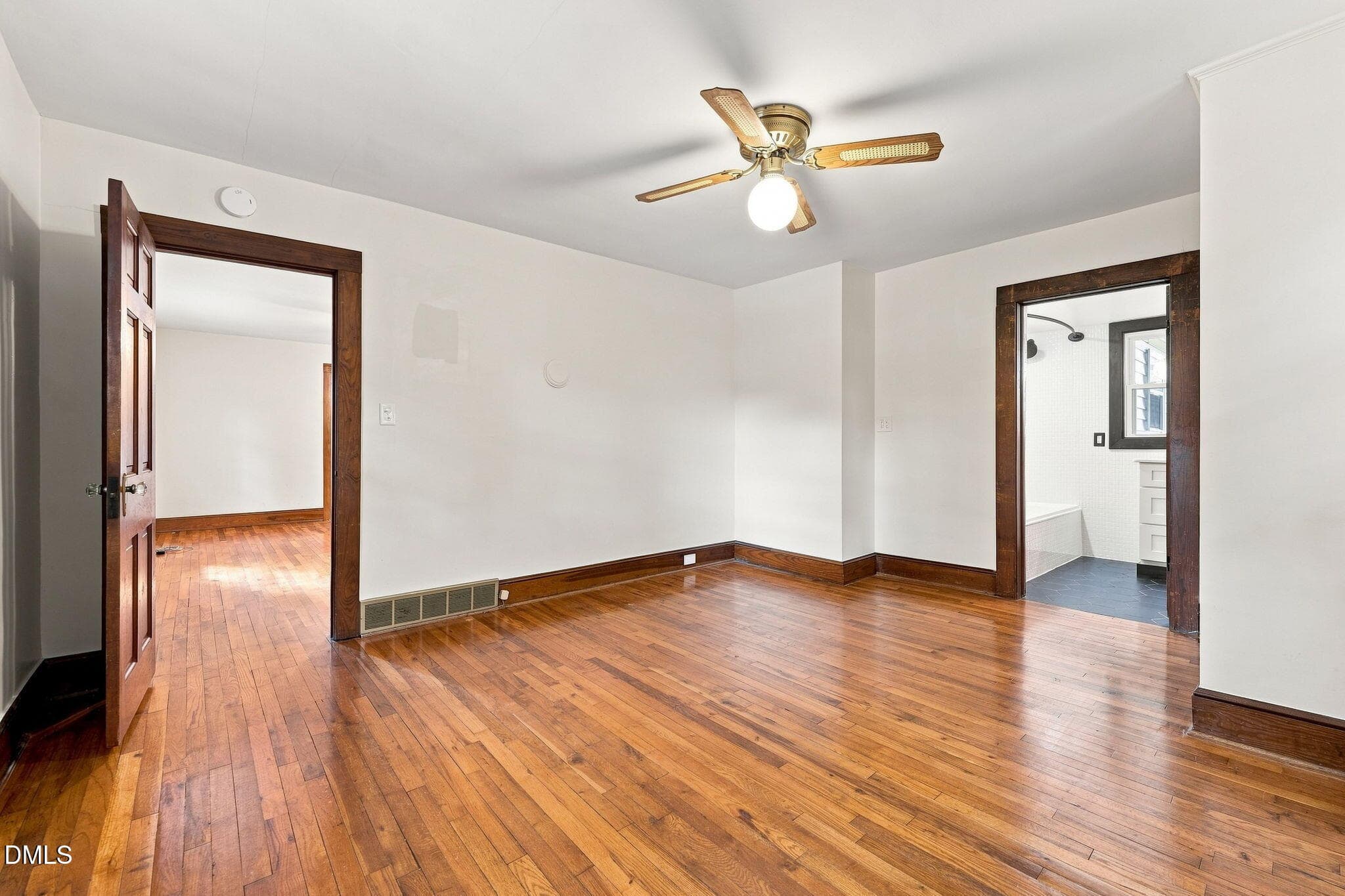12-web-or-mls-_2323134 - 102 W Cardwell Street, Madison, NC 27025, Madison