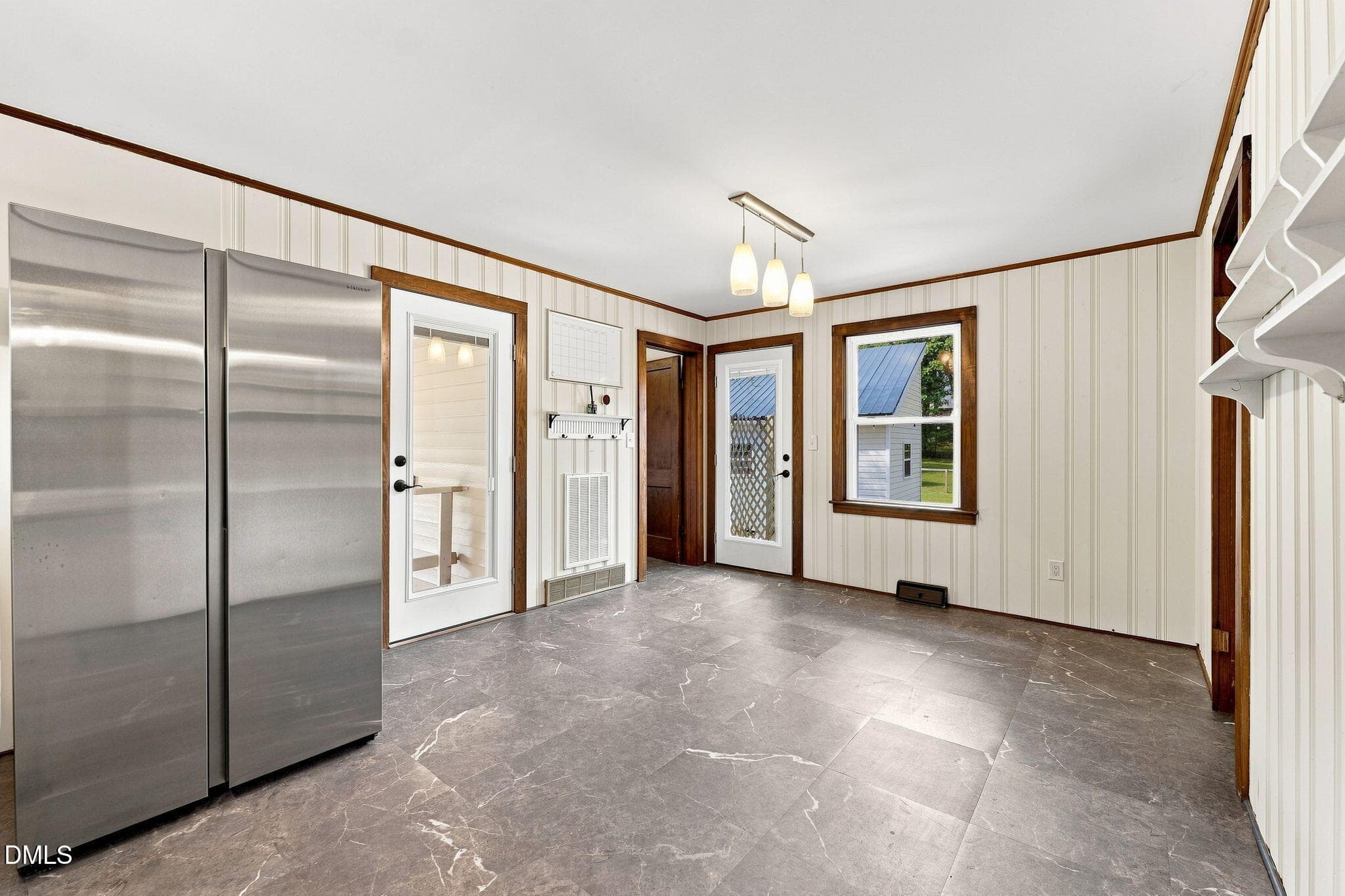 17-web-or-mls-_2323159 - 102 W Cardwell Street, Madison, NC 27025, Madison