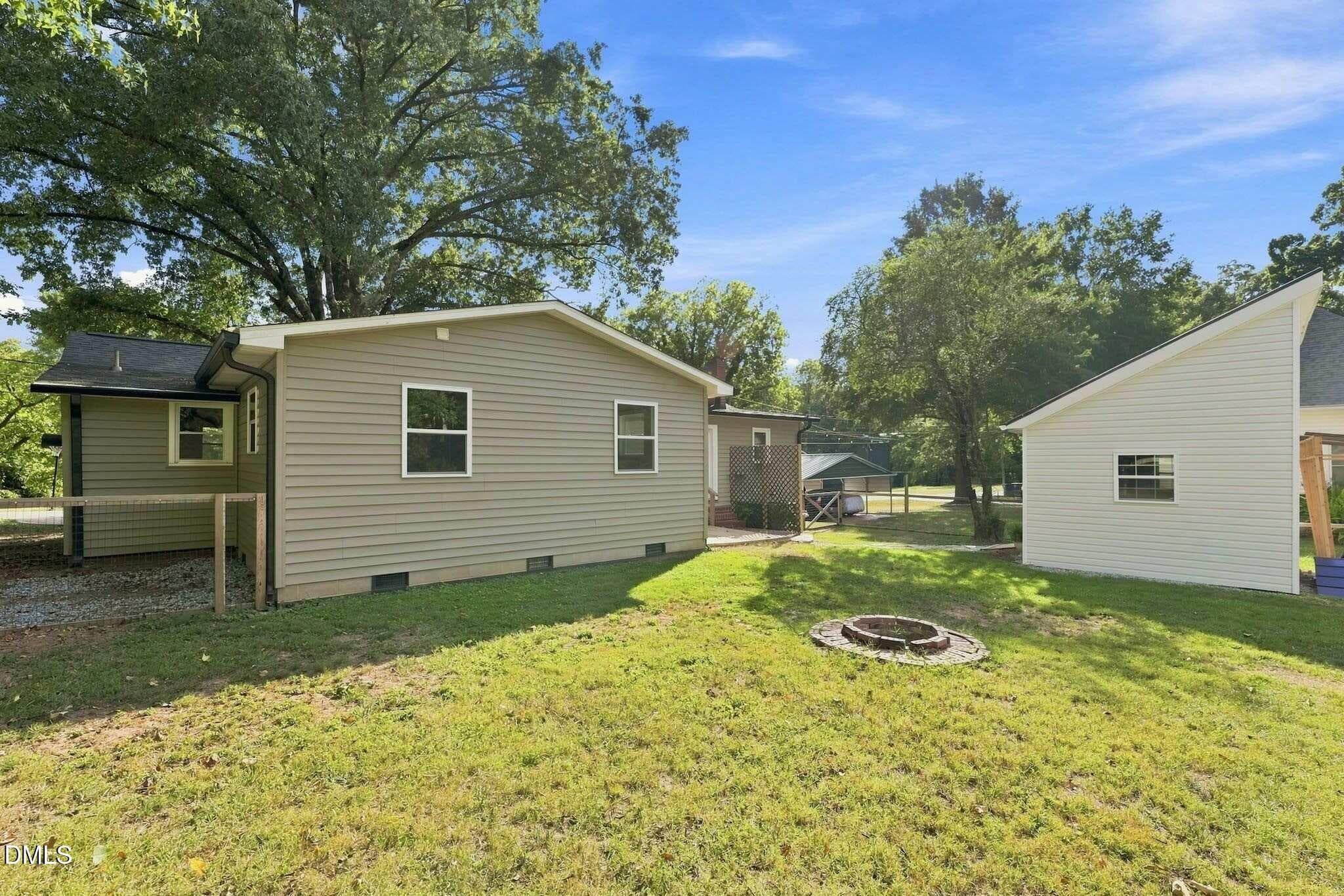 36-web-or-mls-_2323240 - edited - 102 W Cardwell Street, Madison, NC 27025, Madison