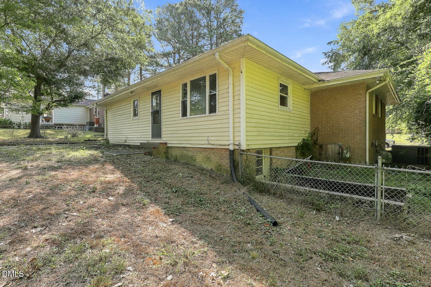 042 - 123 Powell Drive, Fuquay Varina, NC 27526