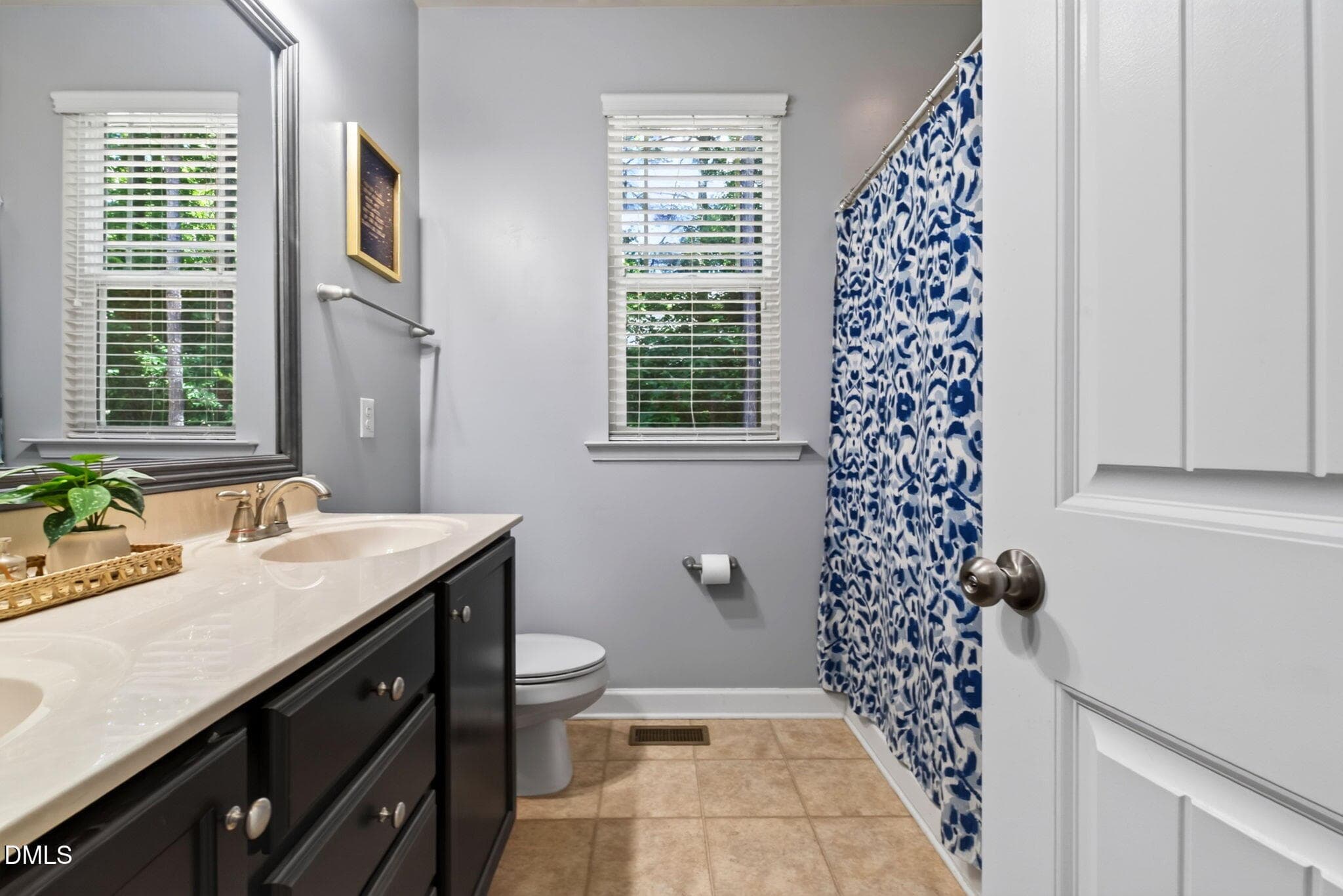 19-web-or-mls-20 Oak Hollow Ct - Louisbu - 20 Oak Hollow Court, Louisburg, NC 27549, Louisburg