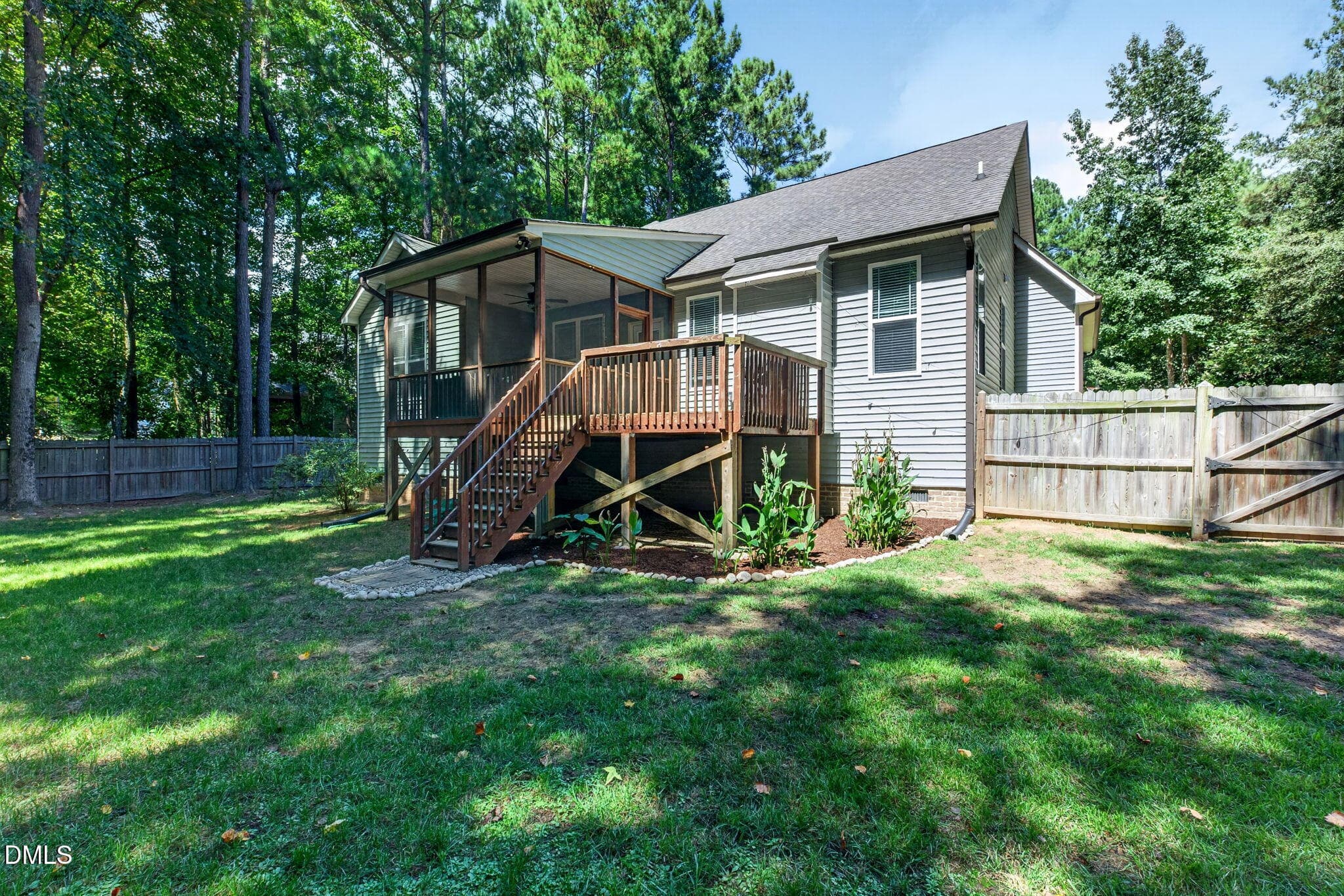 60-web-or-mls-20 Oak Hollow Ct - Louisbu - 20 Oak Hollow Court, Louisburg, NC 27549, Louisburg