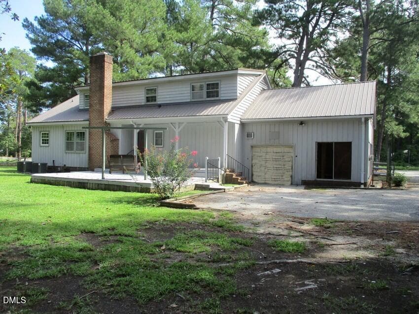 Left rear - 505 N East Street, Roseboro, NC 28382, Roseboro