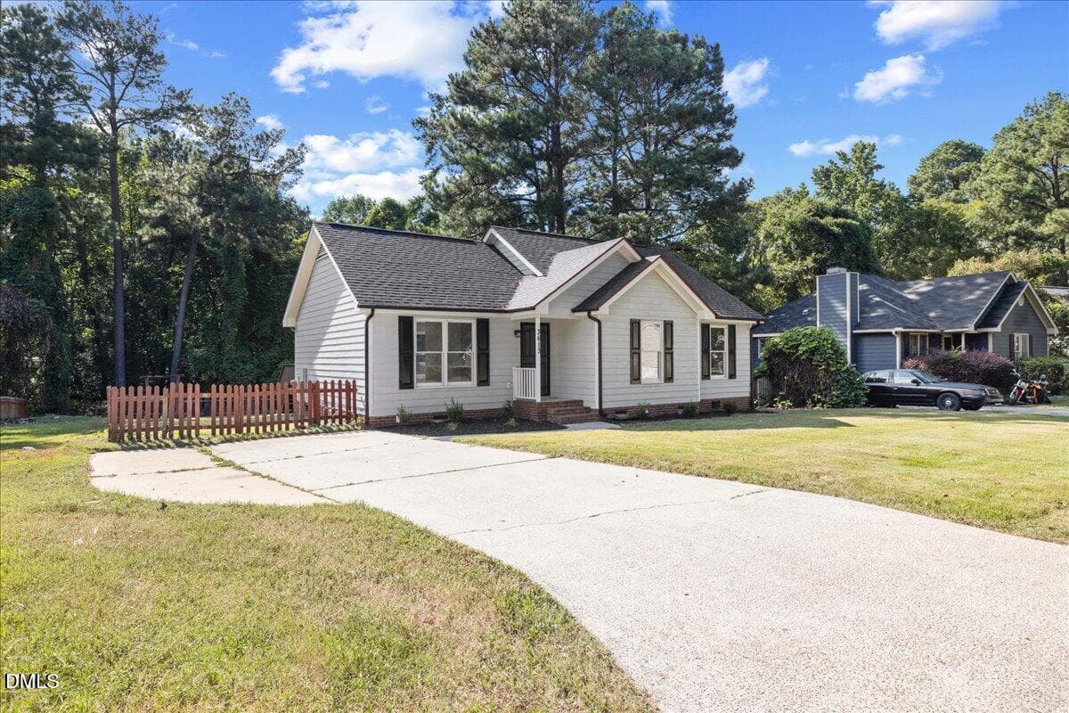 04-3613 Castlegate Dr - 3613 Castlegate Drive, Raleigh, NC 27616, Raleigh