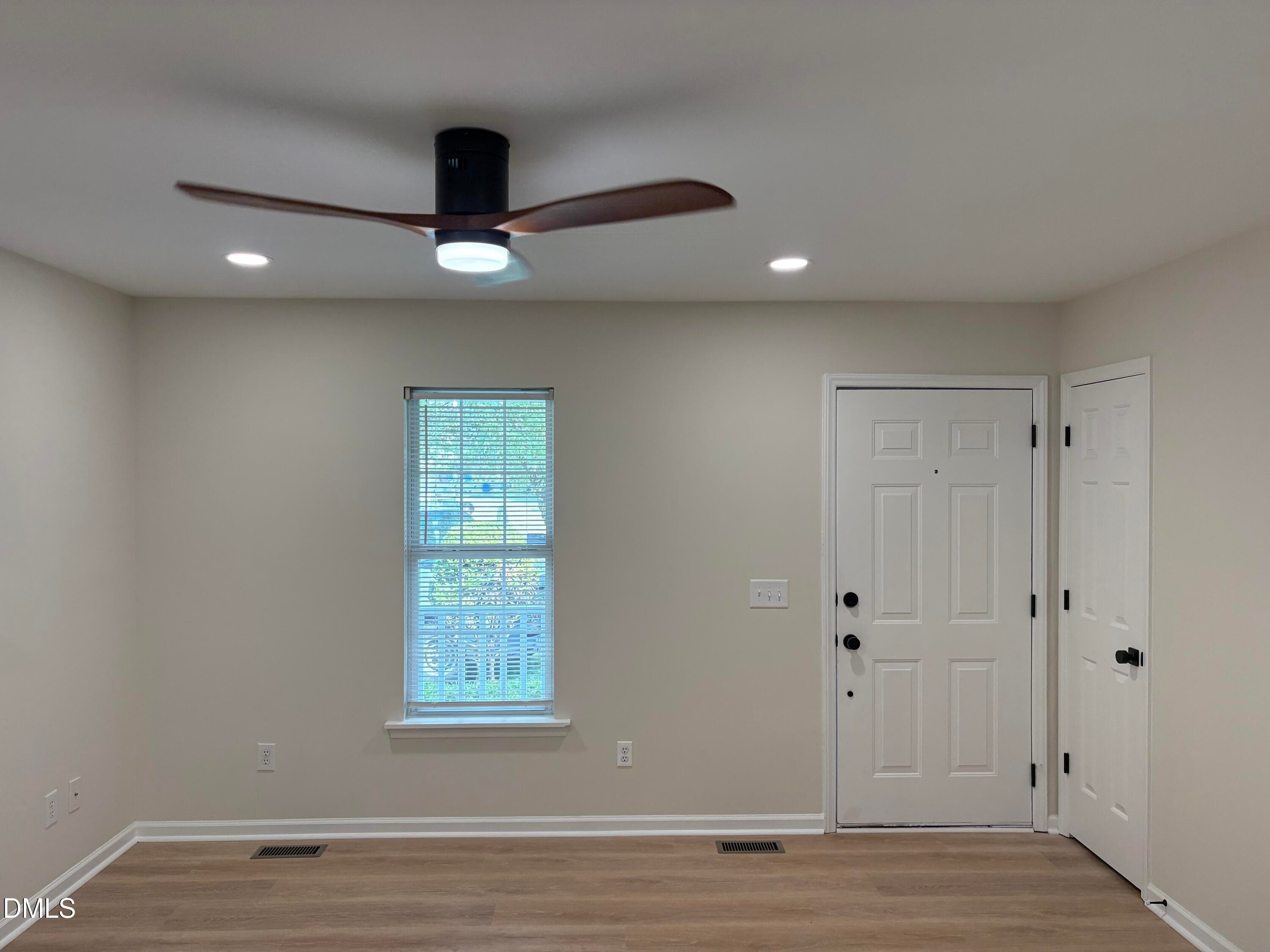 Family Room - 170 Scotts Creek Run, Angier, NC 27501, Angier