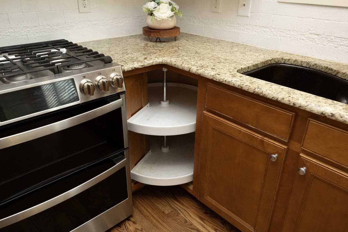 16CabinetStorgae.jpg - 440 Edgepine Drive, Holly Springs, NC 27540, Holly Springs