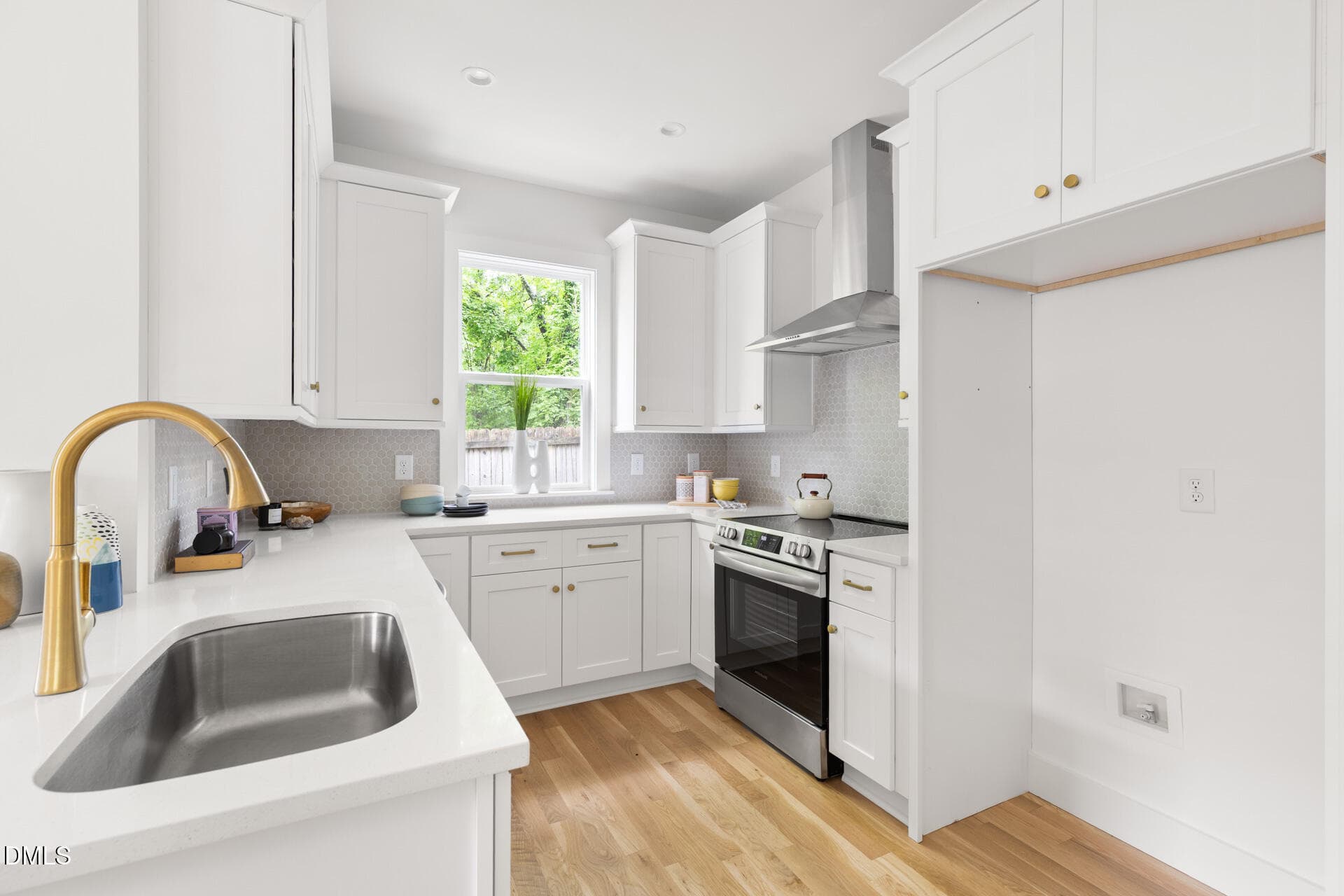 kitchen - 407b Edward Street, Durham, NC 27701