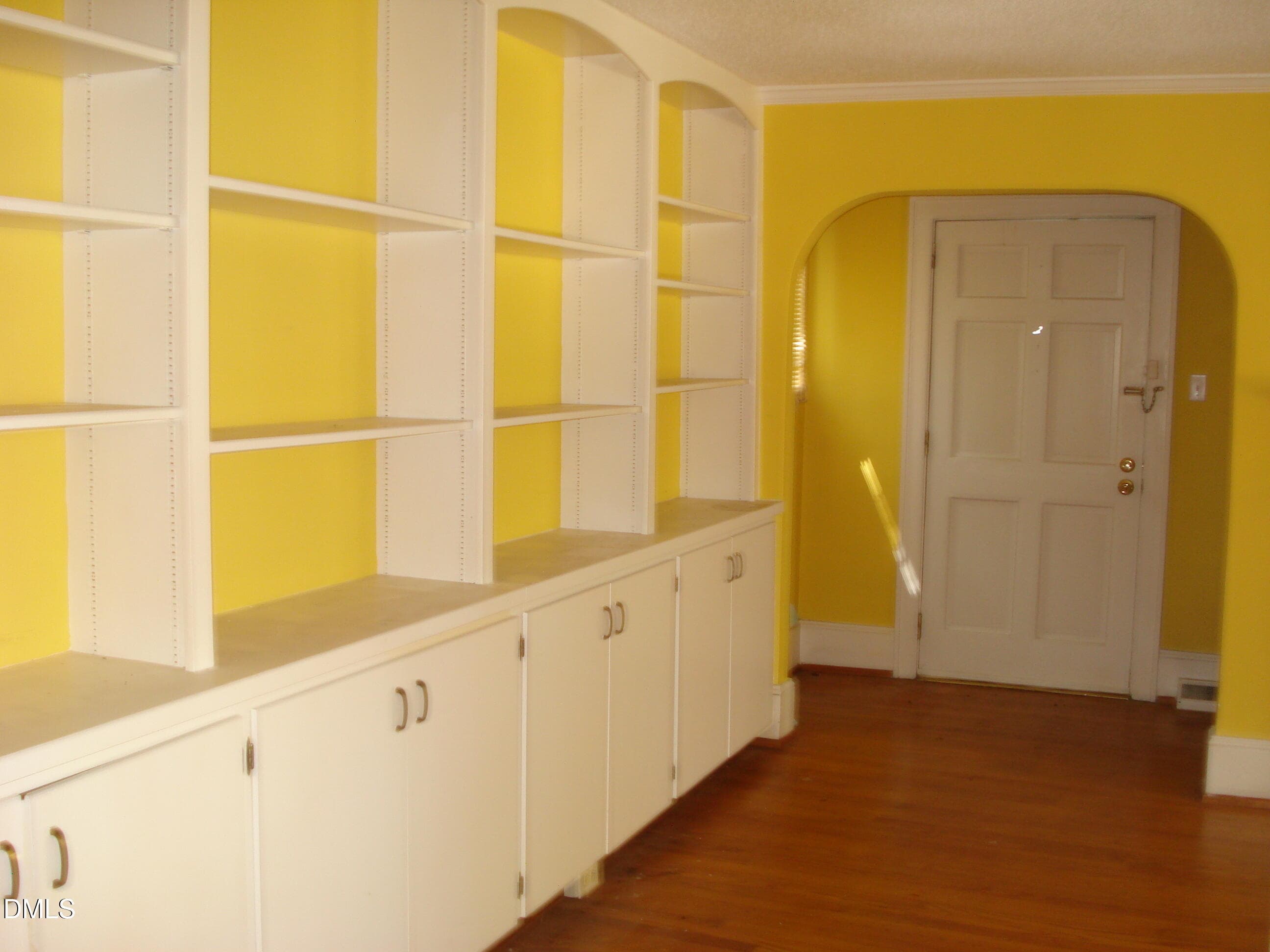 DSC09830 - 700 N Raiford Street, Selma, NC 27576
