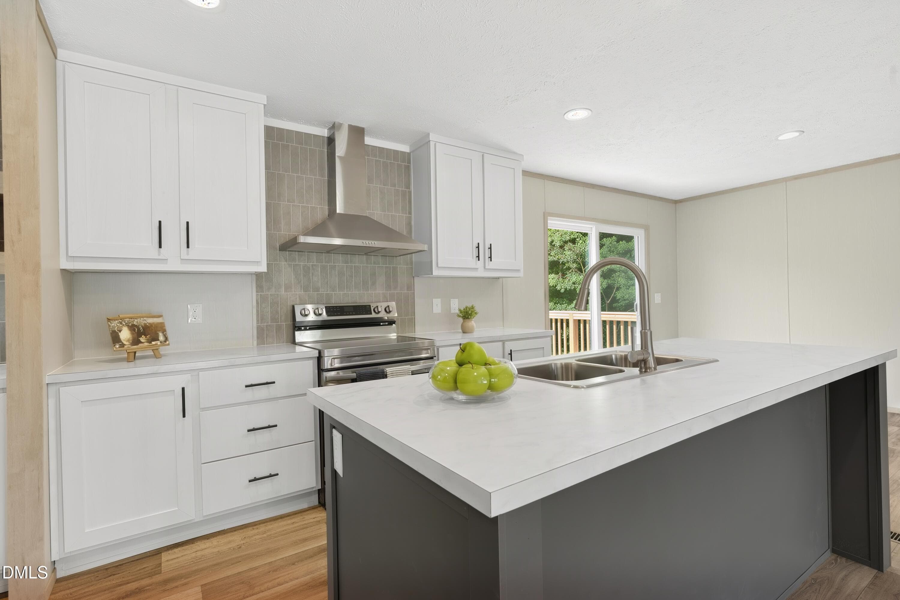 JLR09861 - 79 Maple Street, Coats, NC 27521