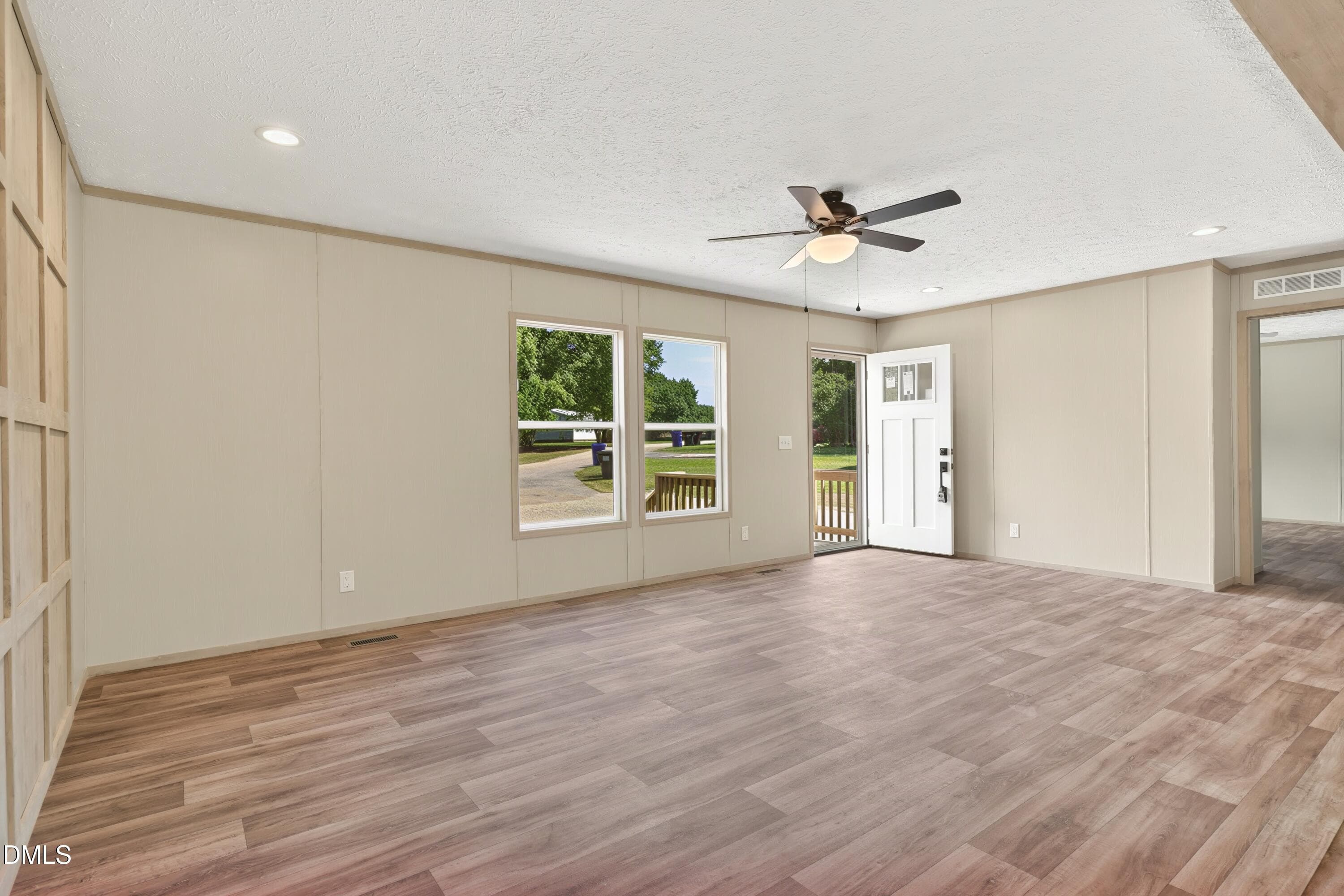JLR09837 - 79 Maple Street, Coats, NC 27521