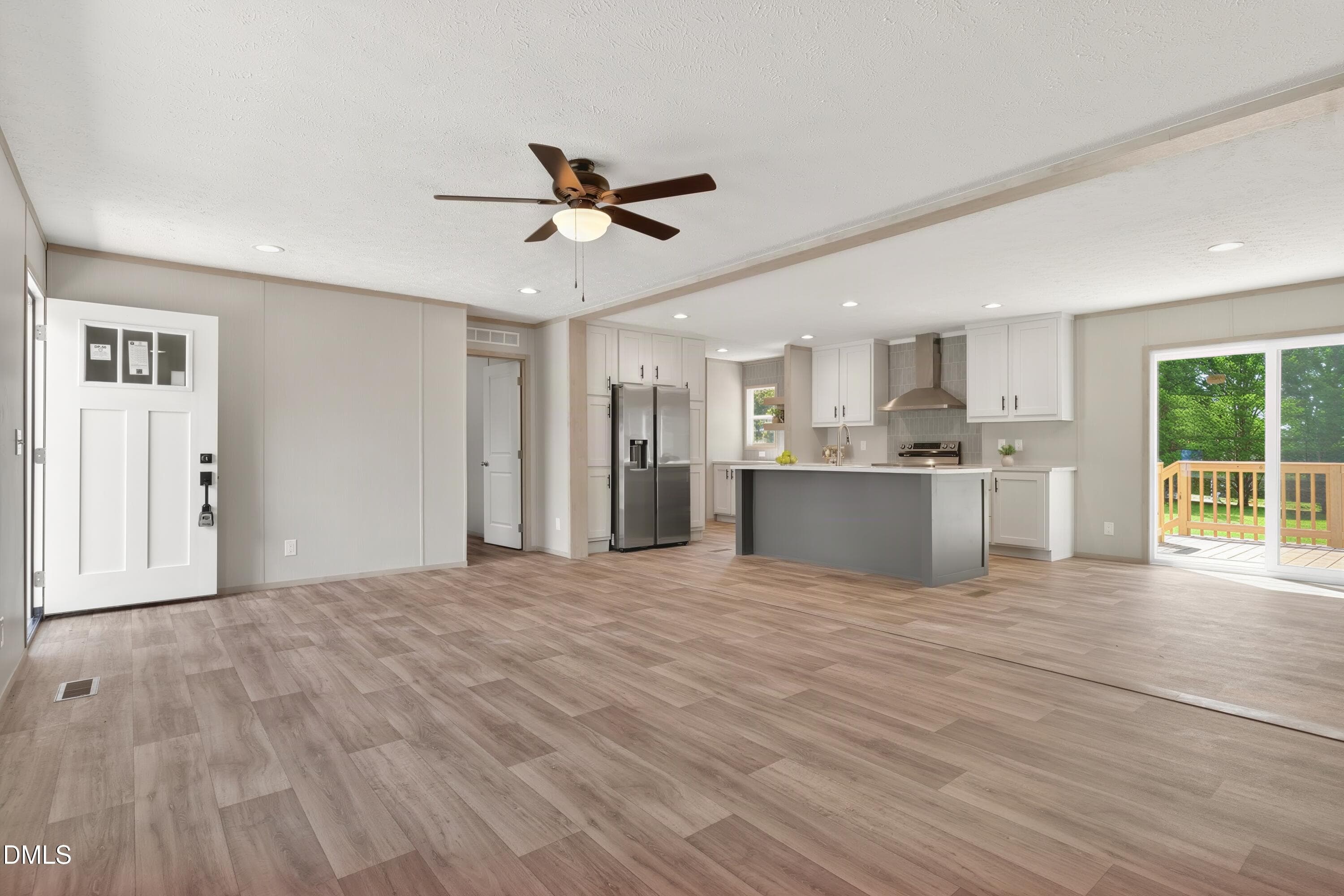 JLR09841 - 79 Maple Street, Coats, NC 27521