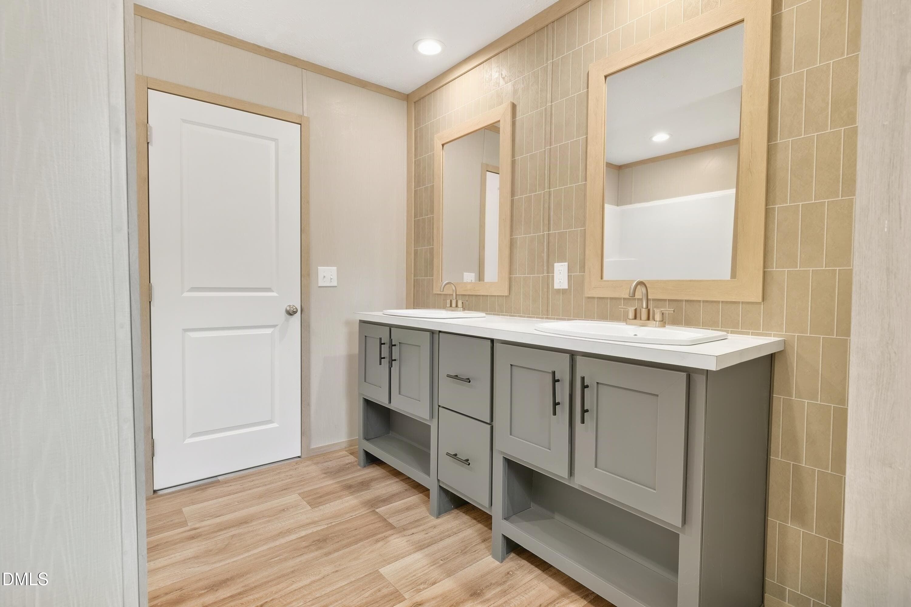 JLR09981 - 79 Maple Street, Coats, NC 27521