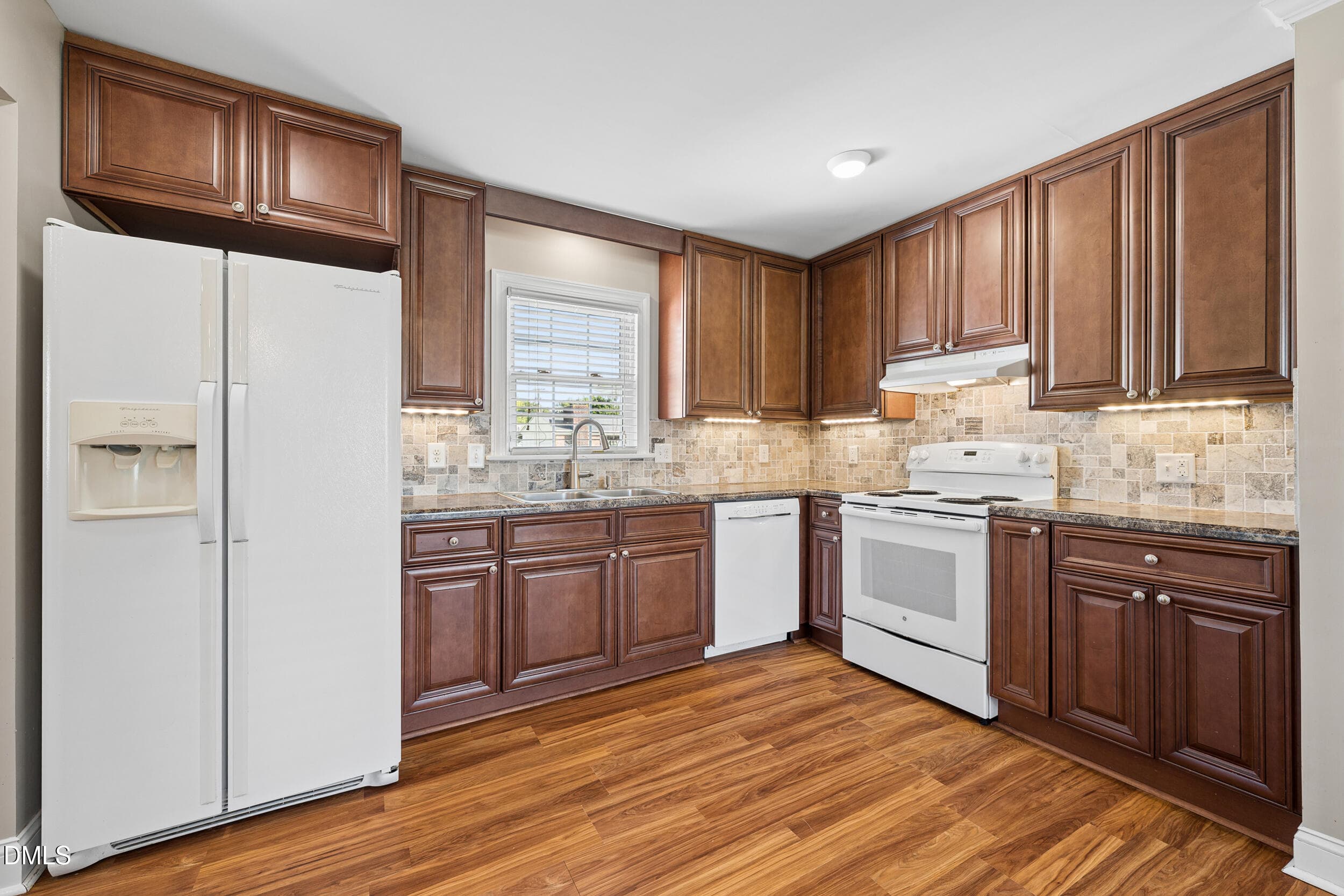 Kitchen - 1035 W Saint James Street, Tarboro, NC 27886, Tarboro
