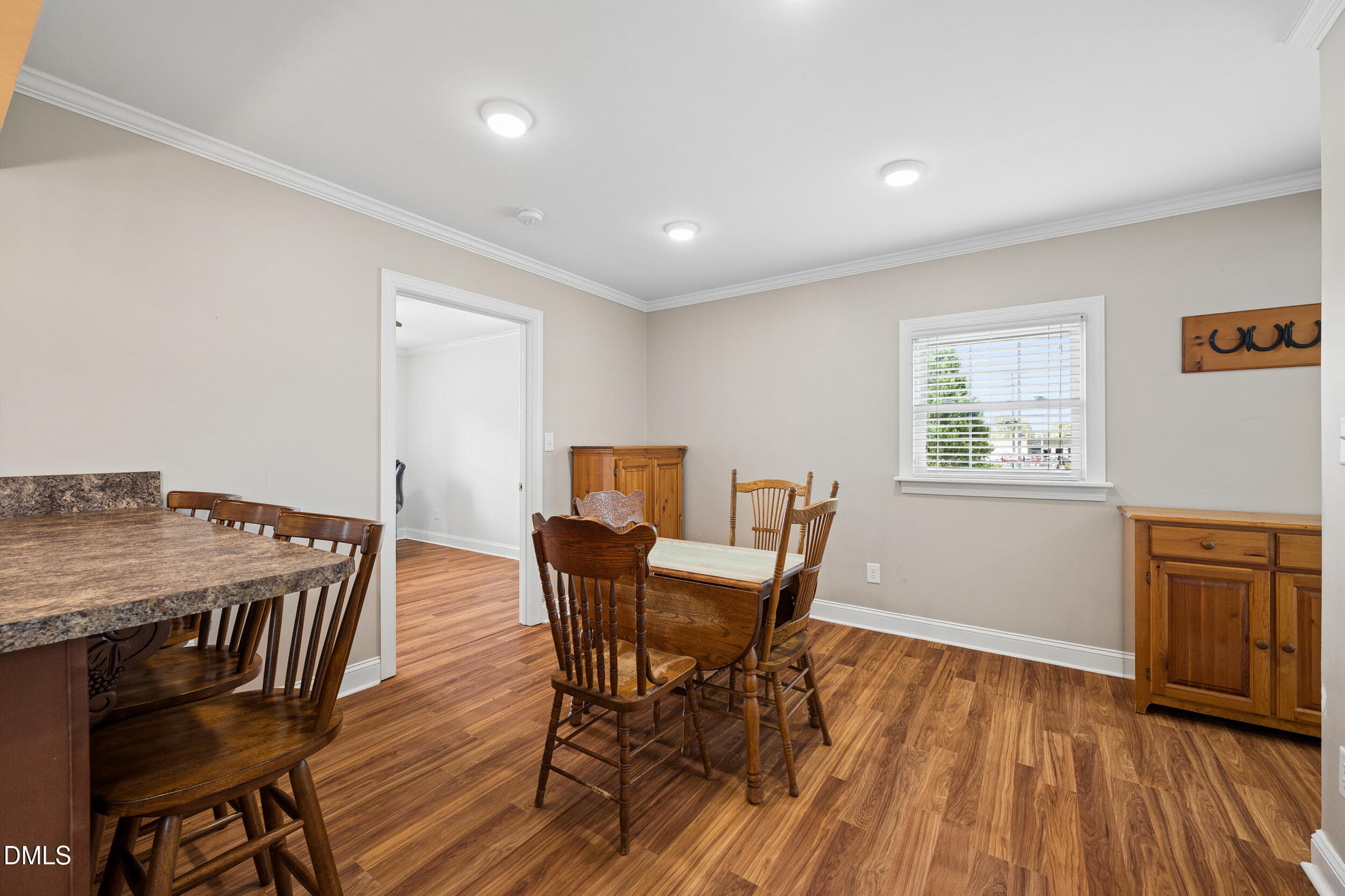 Dining Area - 1035 W Saint James Street, Tarboro, NC 27886, Tarboro