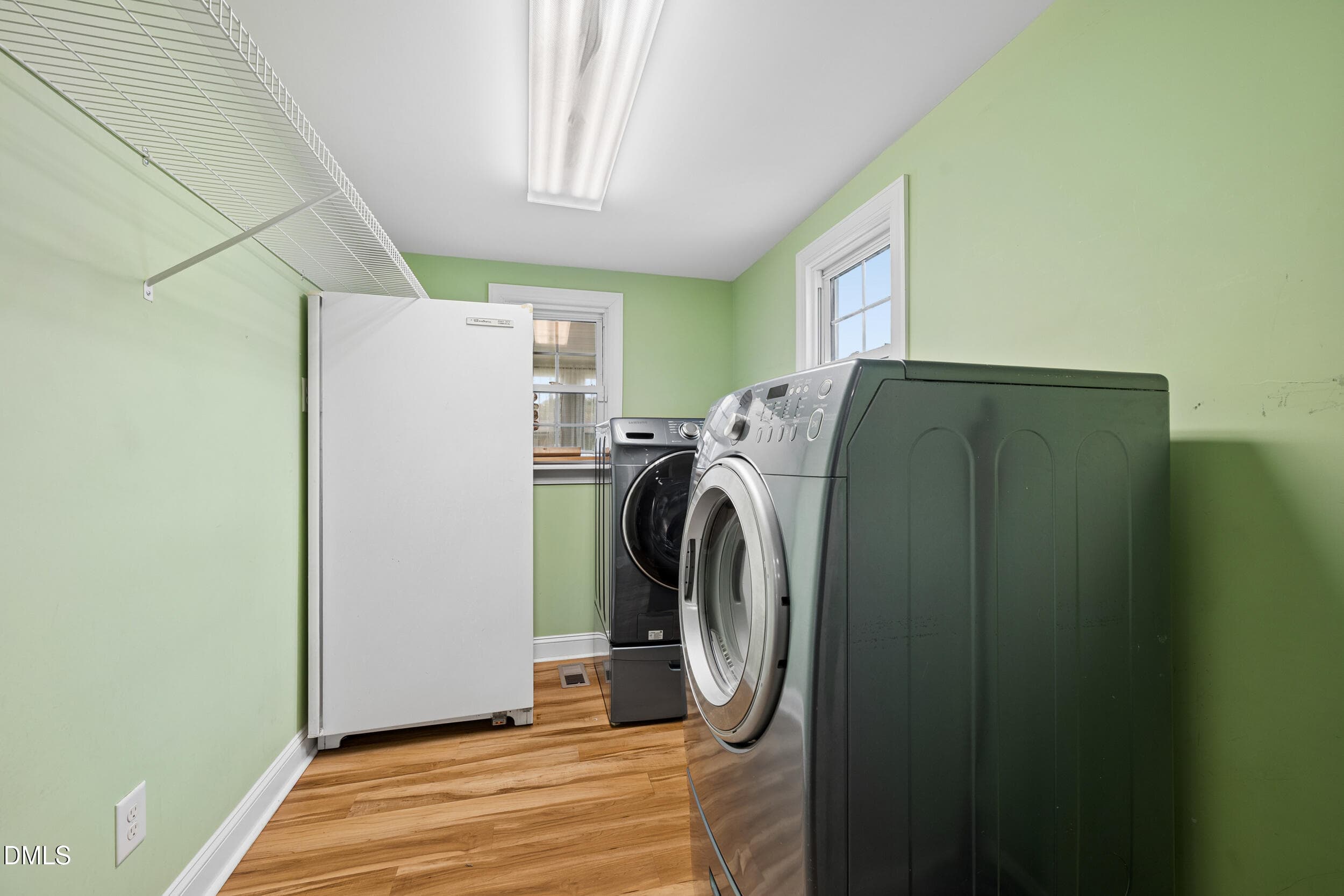 Laundry Room - 1035 W Saint James Street, Tarboro, NC 27886, Tarboro