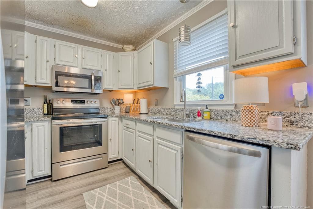 Photo 4 - 3524 Gables Drive, Fayetteville, NC 28311, Fayetteville