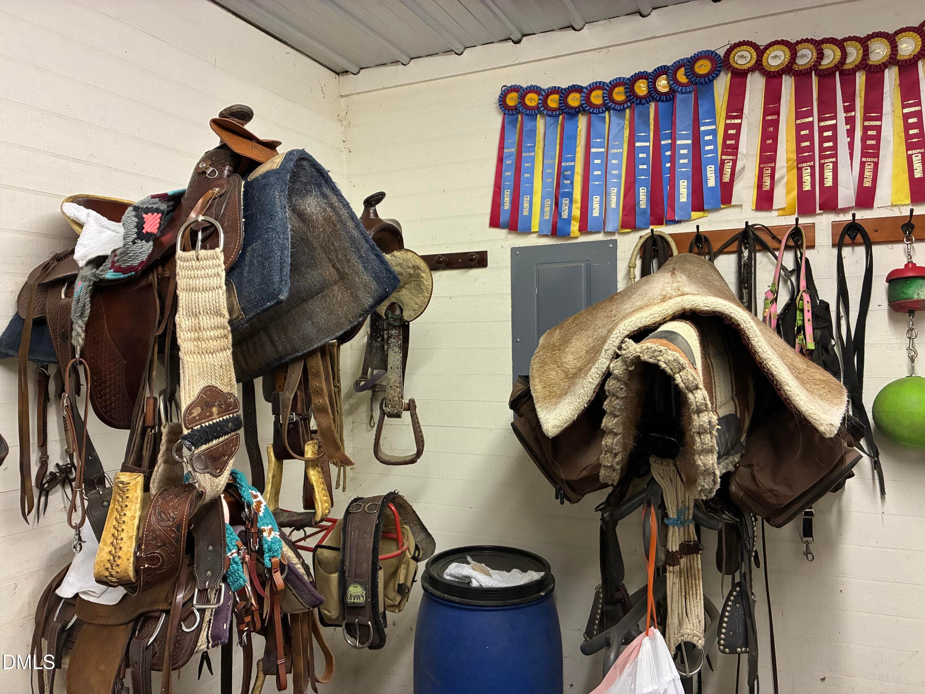 TACK ROOM - 6967 Garrett Store Road, Liberty, NC 27298