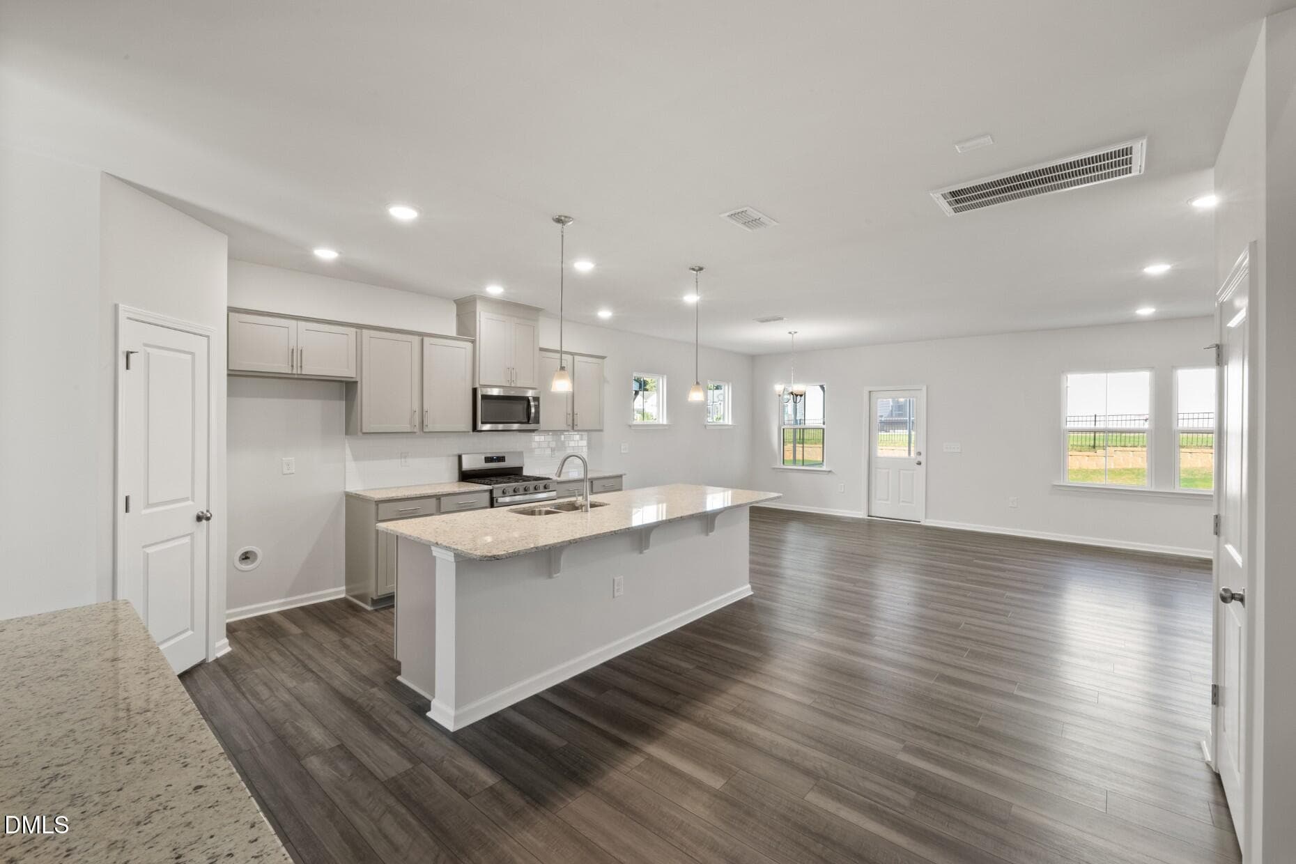 E401 #527 653 Ben Ledi 1st Floor (1) - 653 Ben Ledi Court, Raleigh, NC 27603, Raleigh