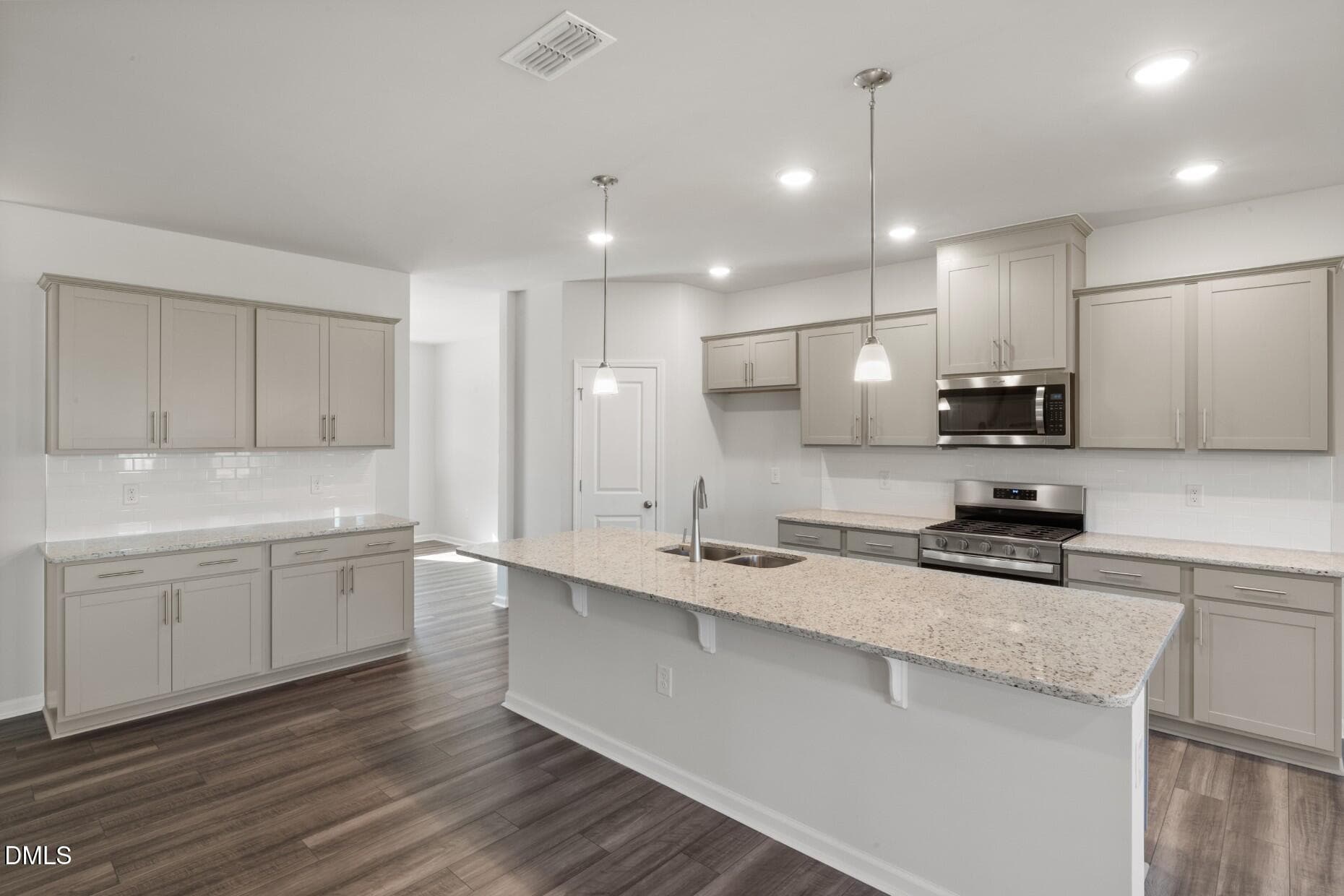 E401 #527 653 Ben Ledi 1st Floor (3) - 653 Ben Ledi Court, Raleigh, NC 27603, Raleigh