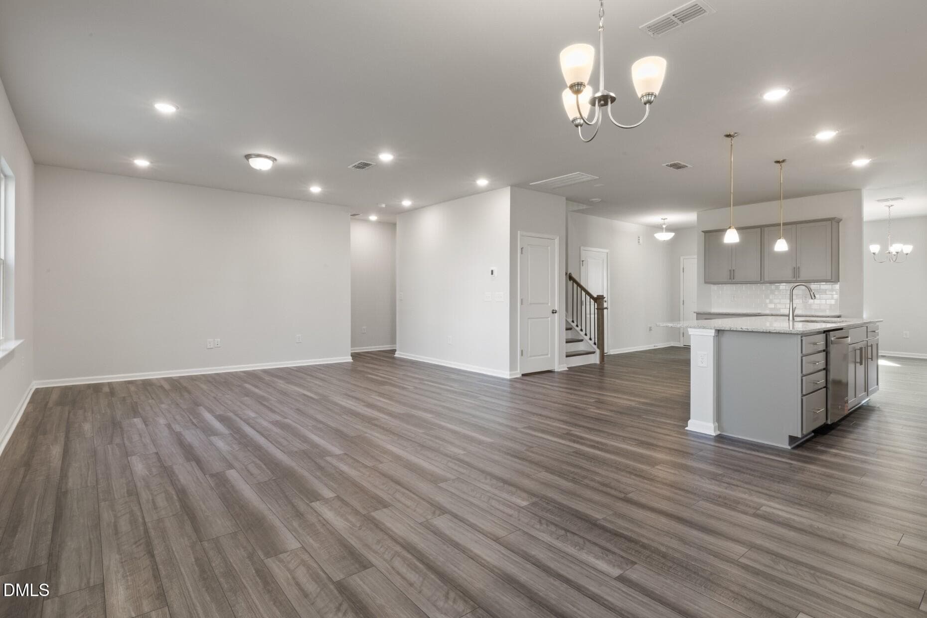 E401 #527 653 Ben Ledi 1st Floor (8) - 653 Ben Ledi Court, Raleigh, NC 27603, Raleigh