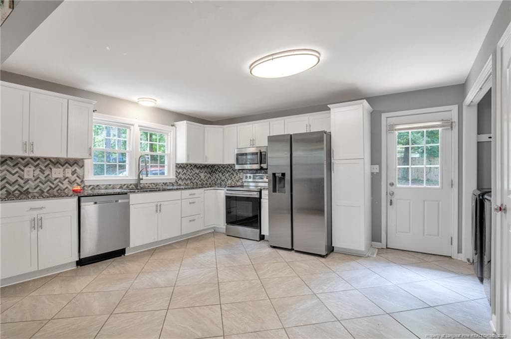 Photo 8 - 1923 McGougan Road, Fayetteville, NC 28303, Fayetteville