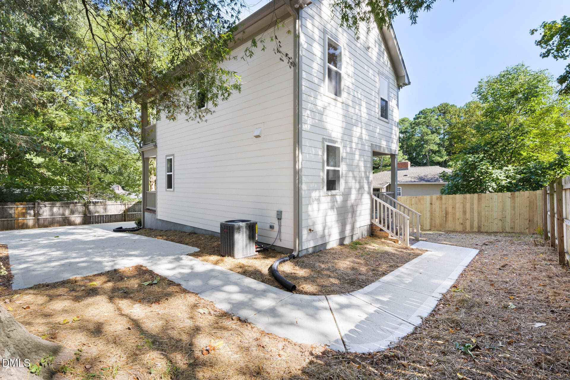back view - 407b Edward Street, Durham, NC 27701