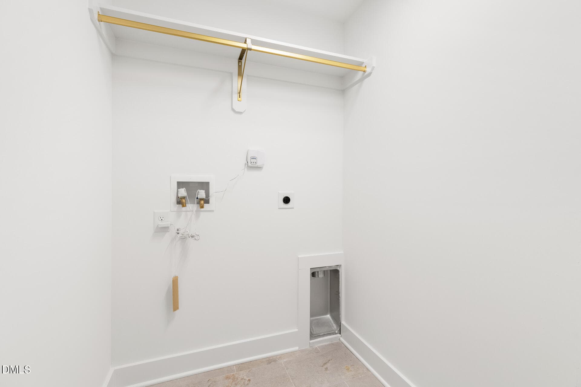 second floor laundry room - 407b Edward Street, Durham, NC 27701