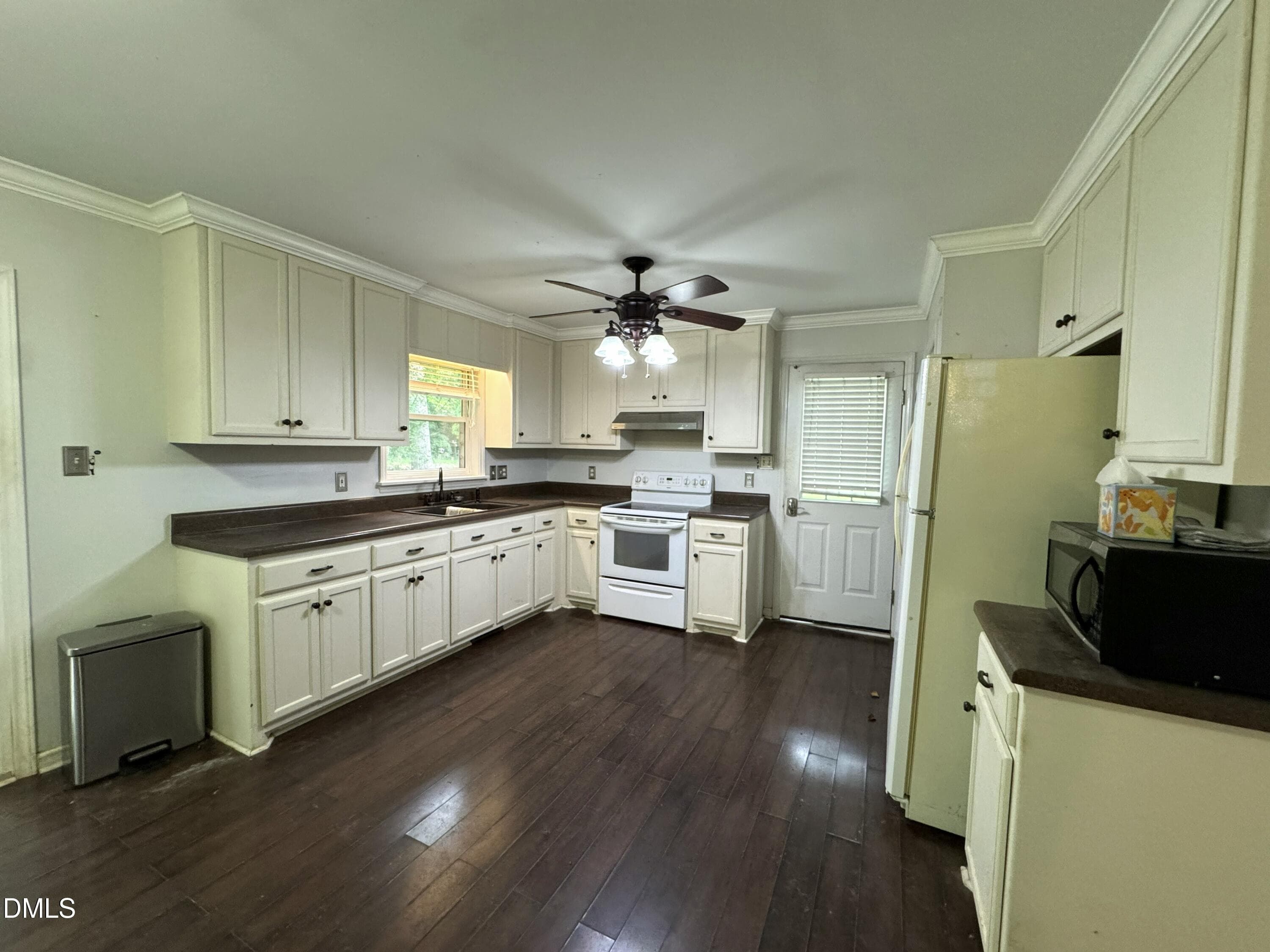 IMG_9517-1 - 709 N Fir Avenue, Siler City, NC 27344, Siler City