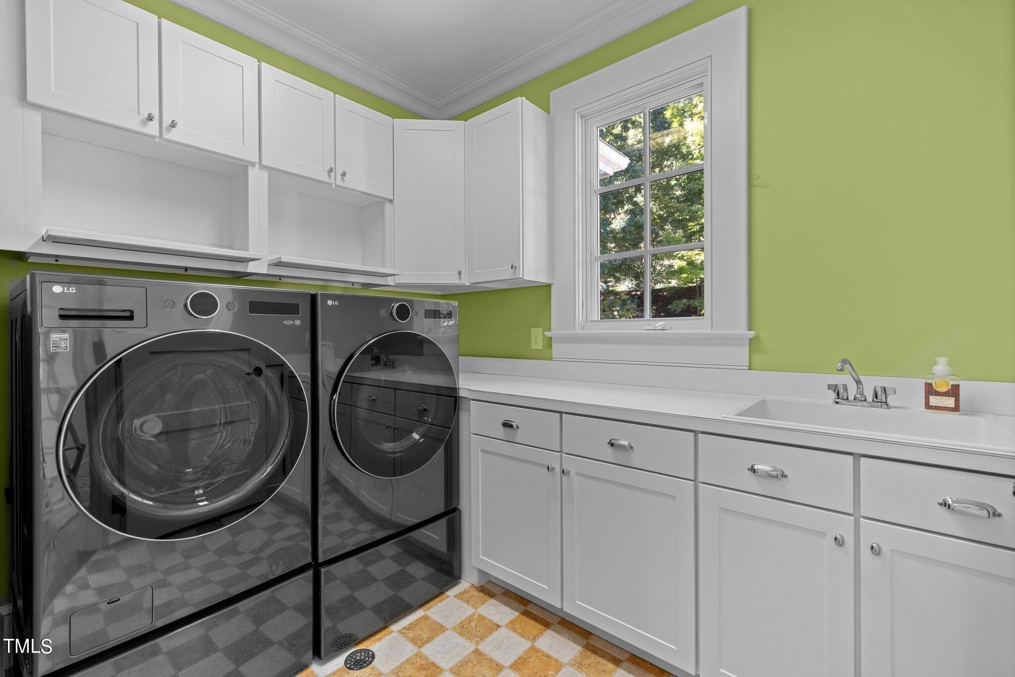 49-web-or-mls-5Z8A4582 - 11417 Governors Drive, Chapel Hill, NC 27517, Chapel Hill