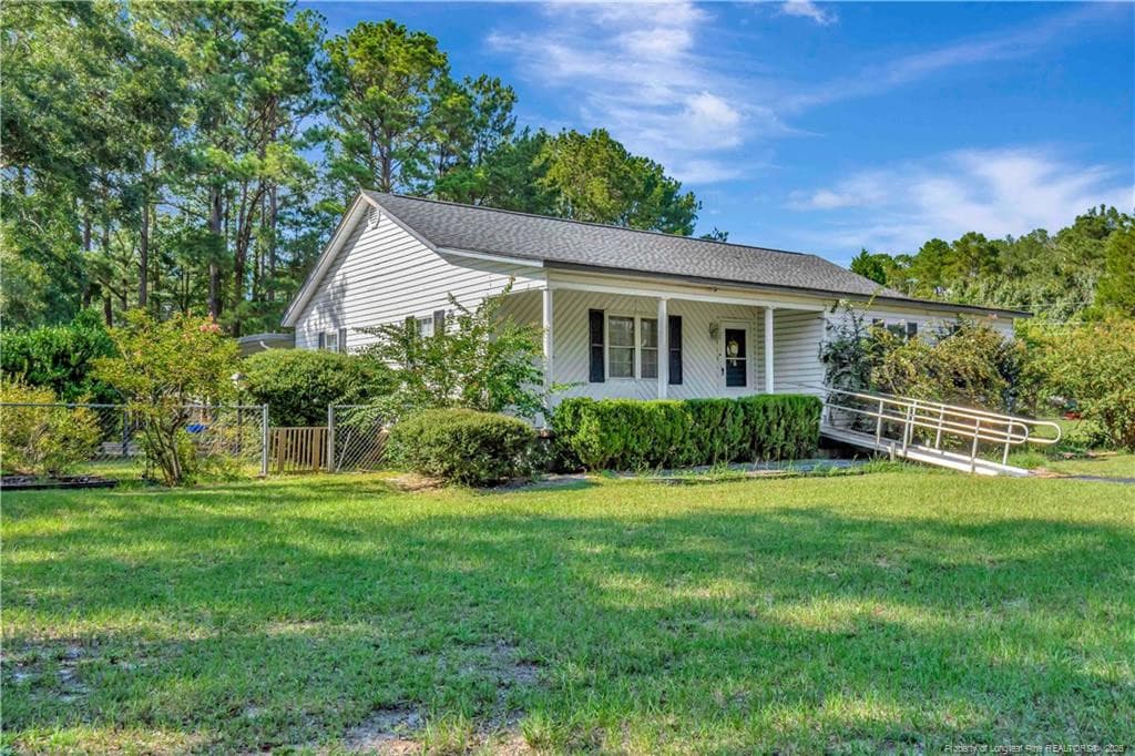 Photo 3 - 223 Broadwell Road, Saint Pauls, NC 28384