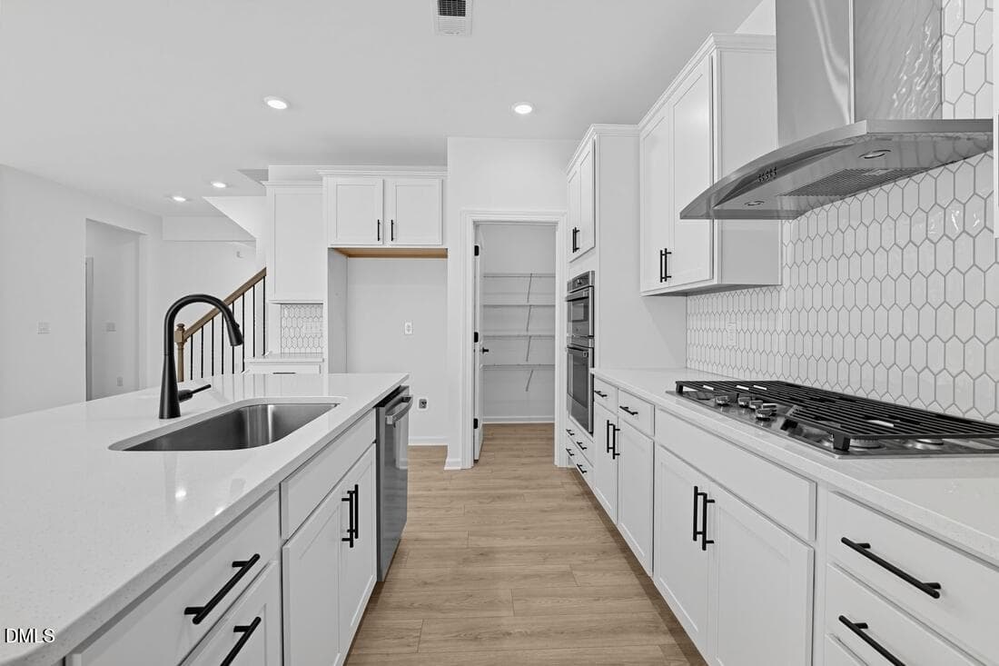 hj-nc-raleigh-silverstone-traditional-as - 2032 Mayglass Drive, Knightdale, NC 27545, Knightdale