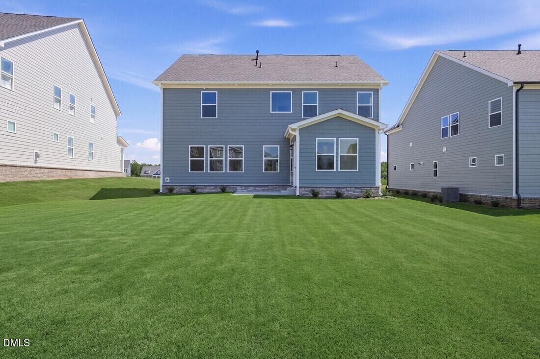 hj-nc-raleigh-silverstone-traditional-as - 2032 Mayglass Drive, Knightdale, NC 27545, Knightdale
