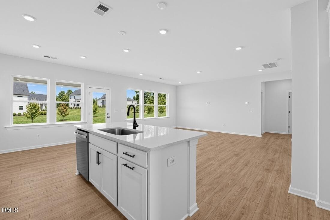 hj-nc-raleigh-silverstone-traditional-sh - 2040 Mayglass Drive, Knightdale, NC 27545, Knightdale