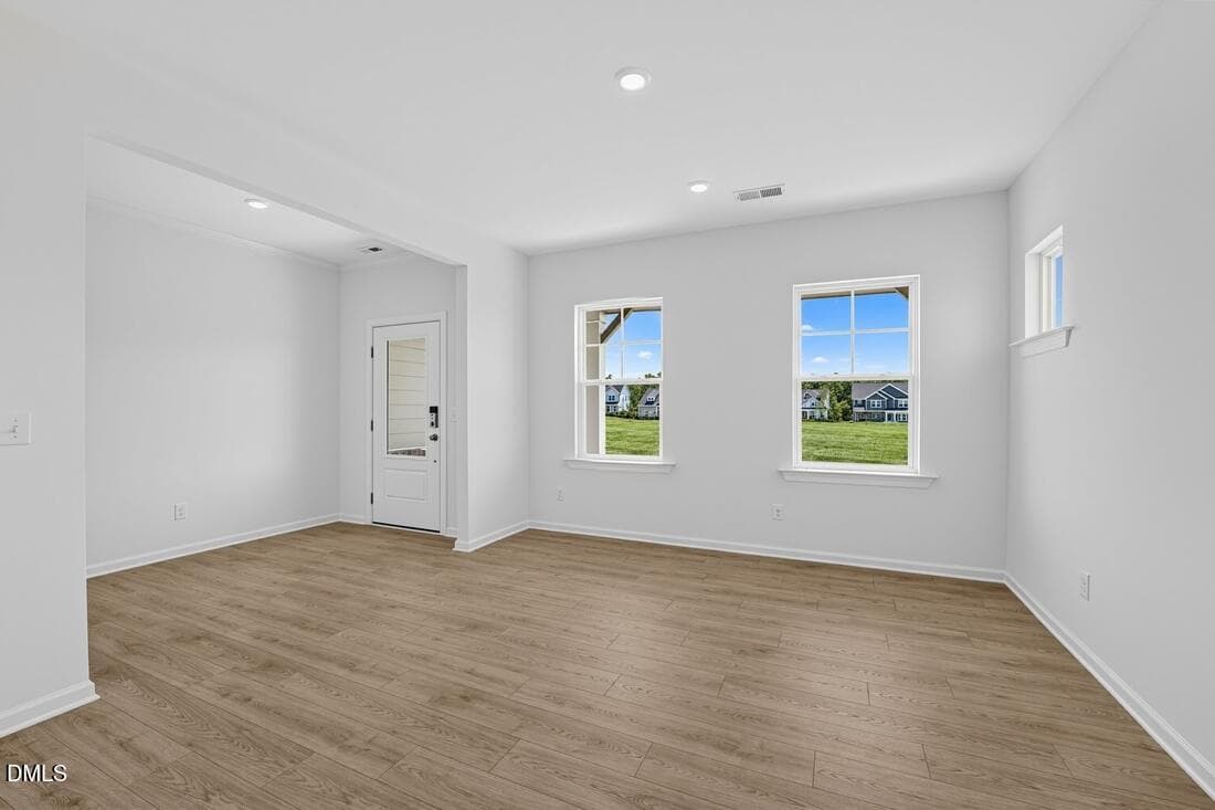 hj-nc-raleigh-silverstone-traditional-sh - 2040 Mayglass Drive, Knightdale, NC 27545, Knightdale