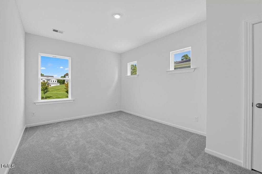 hj-nc-raleigh-silverstone-traditional-sh - 2040 Mayglass Drive, Knightdale, NC 27545, Knightdale