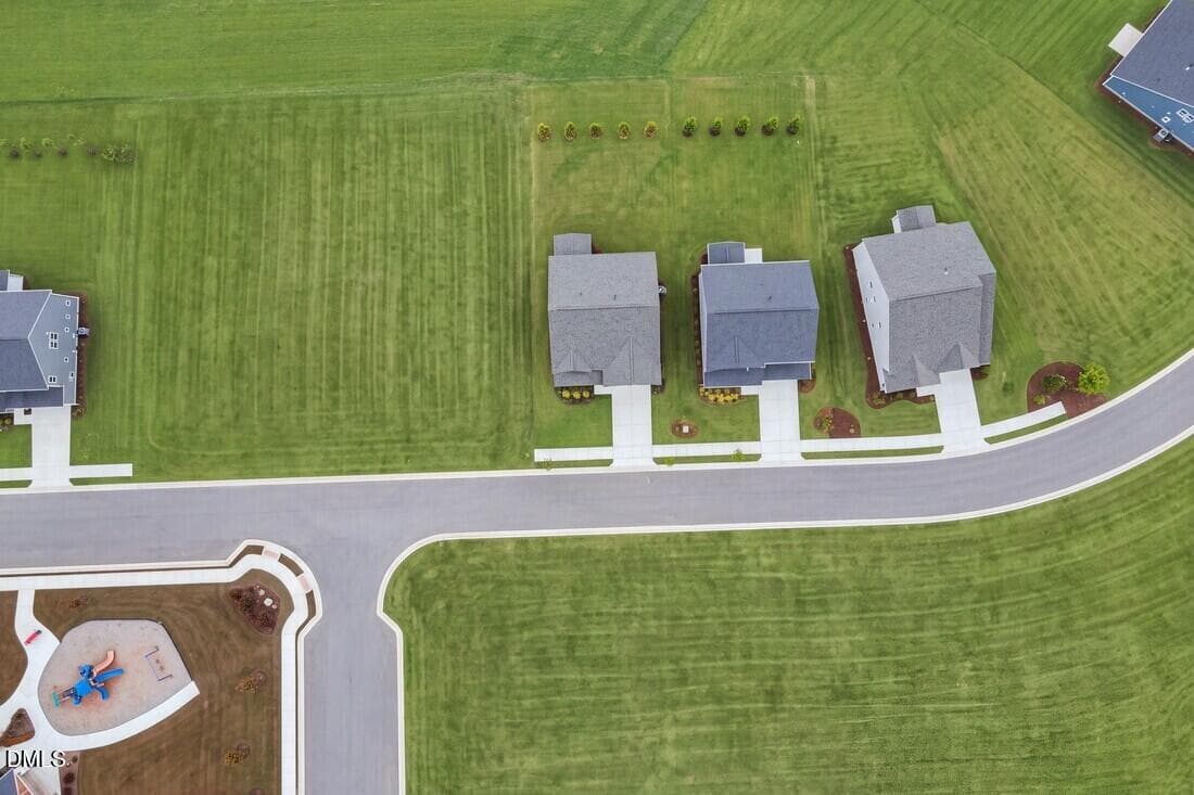 hj-nc-raleigh-silverstone-traditional-sh - 2040 Mayglass Drive, Knightdale, NC 27545, Knightdale