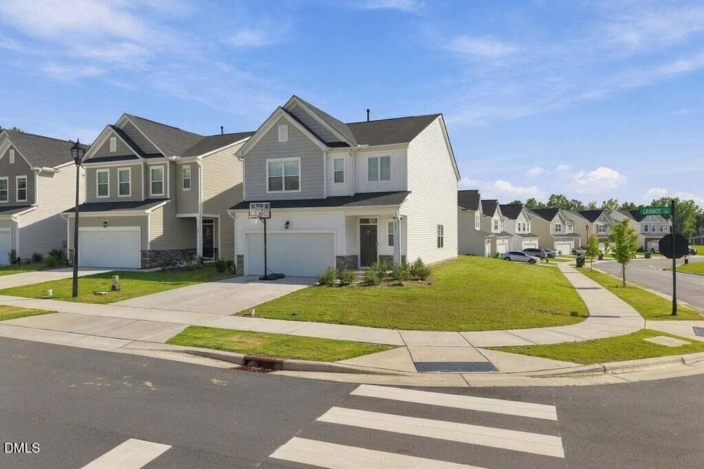 2-custom-DJI_20260911155454_0577_D_1 - 749 Cainhoy Court, Zebulon, NC 27597