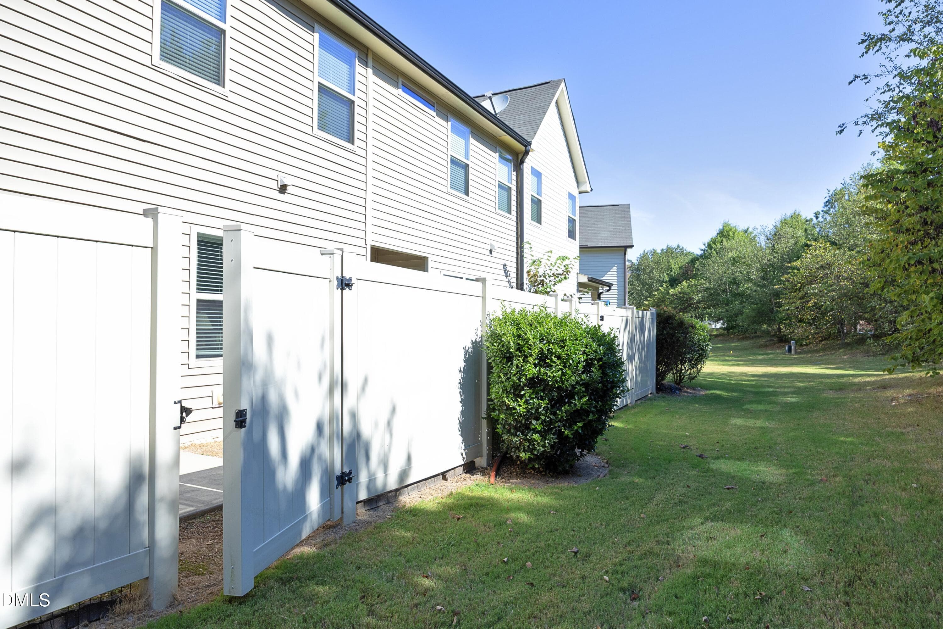 Fence - 148 Token House Road, Durham, NC 27703, Durham