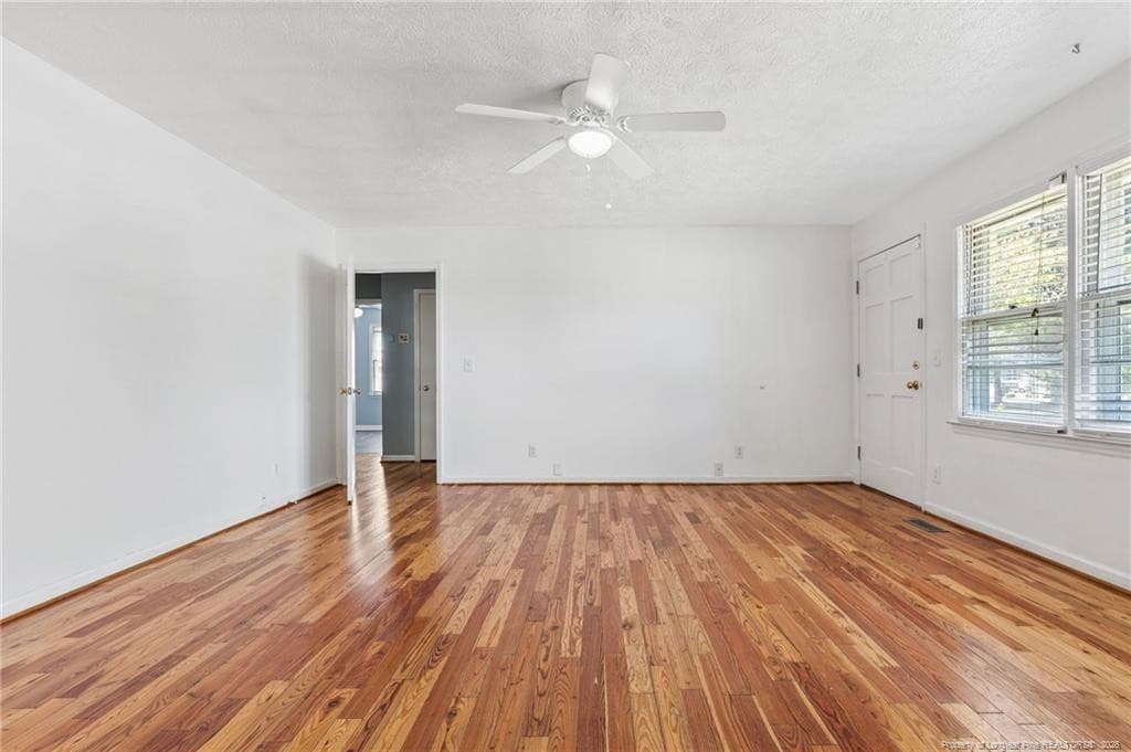 Photo 6 - 1708 N Poplar Street, Aberdeen, NC 28315, Aberdeen