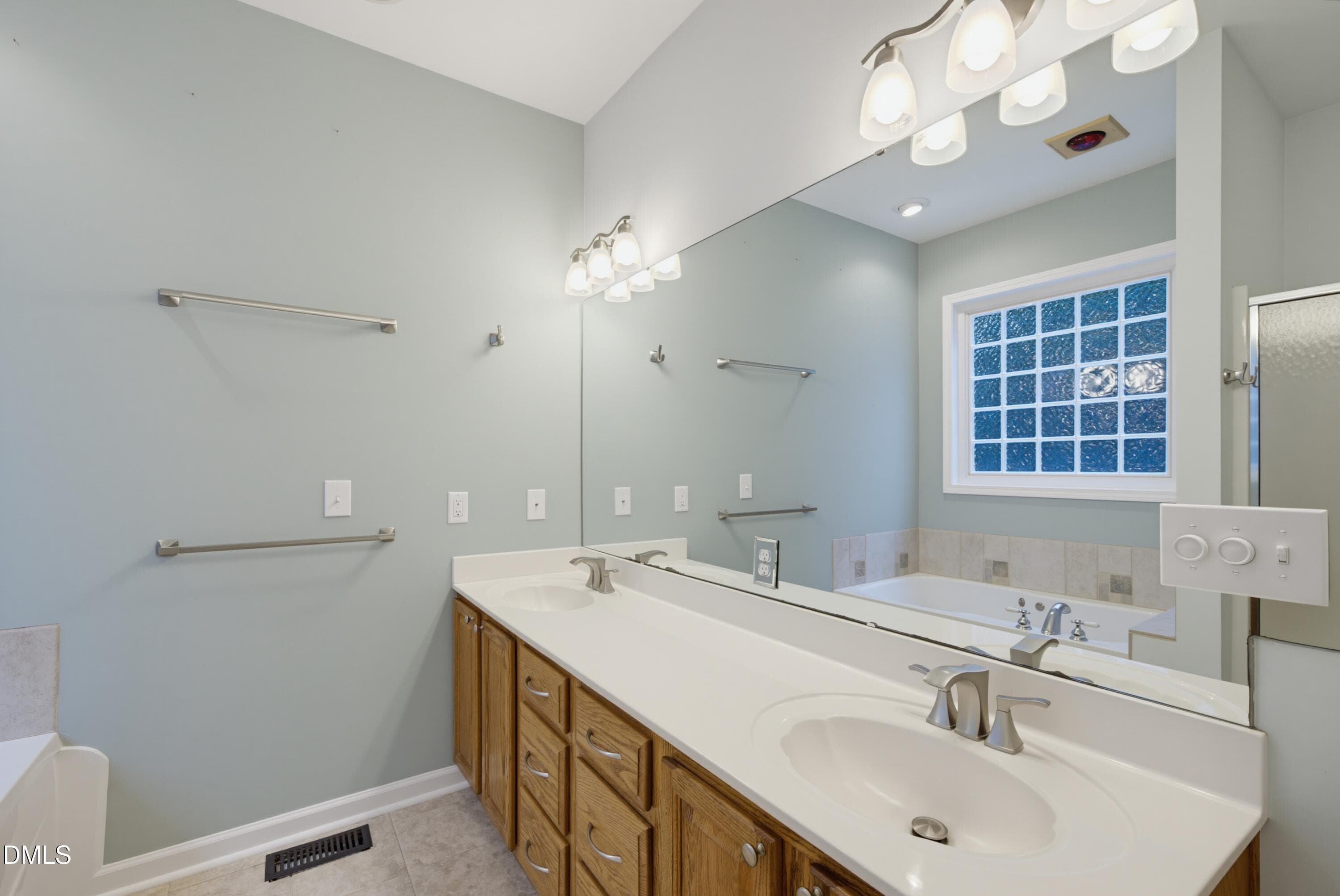 DSC06214 - 566 Timberknoll Lane, Wake Forest, NC 27587