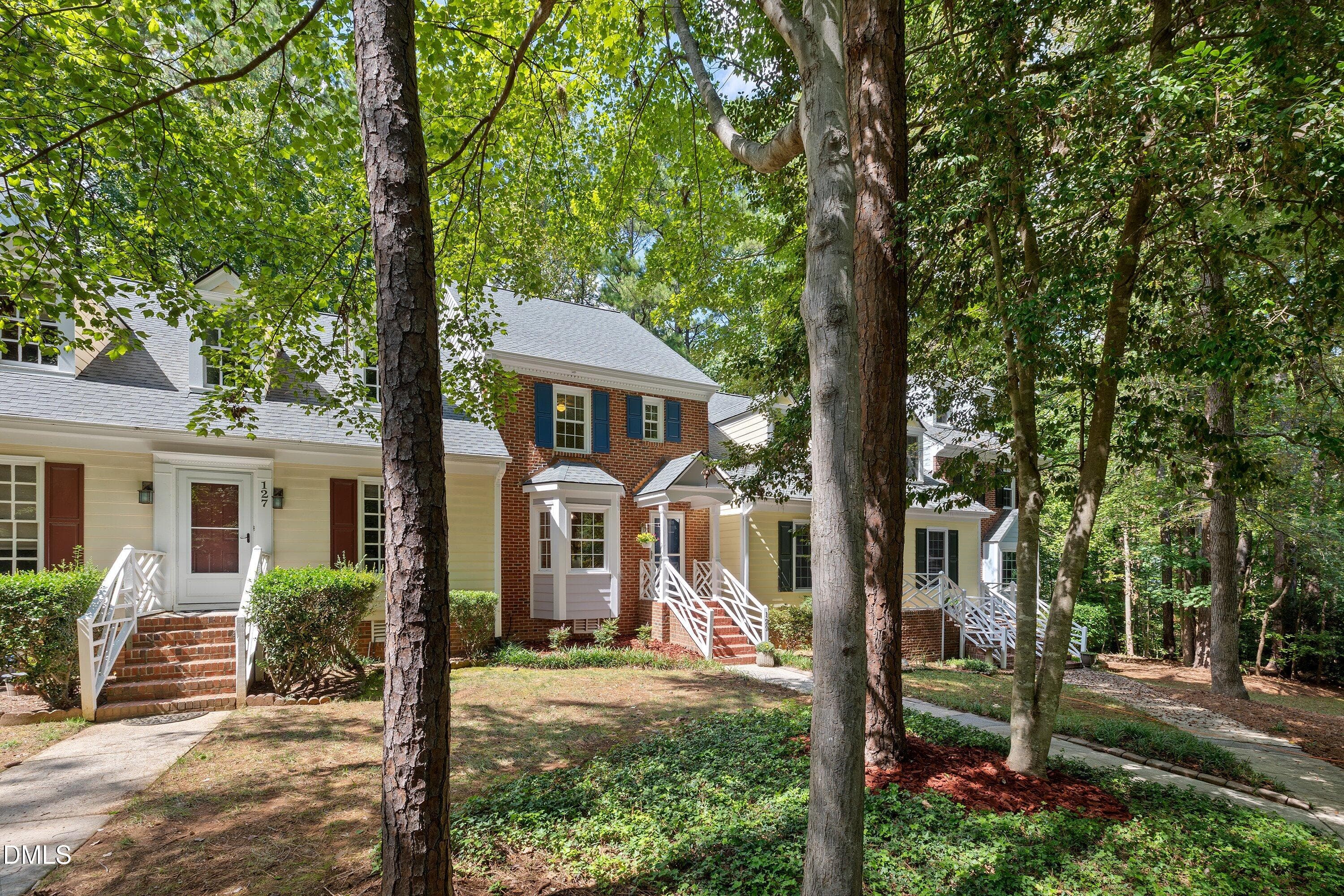 Quiet Williamsburg style neighborhood - 129 Hedgerow Court, Cary, NC 27513