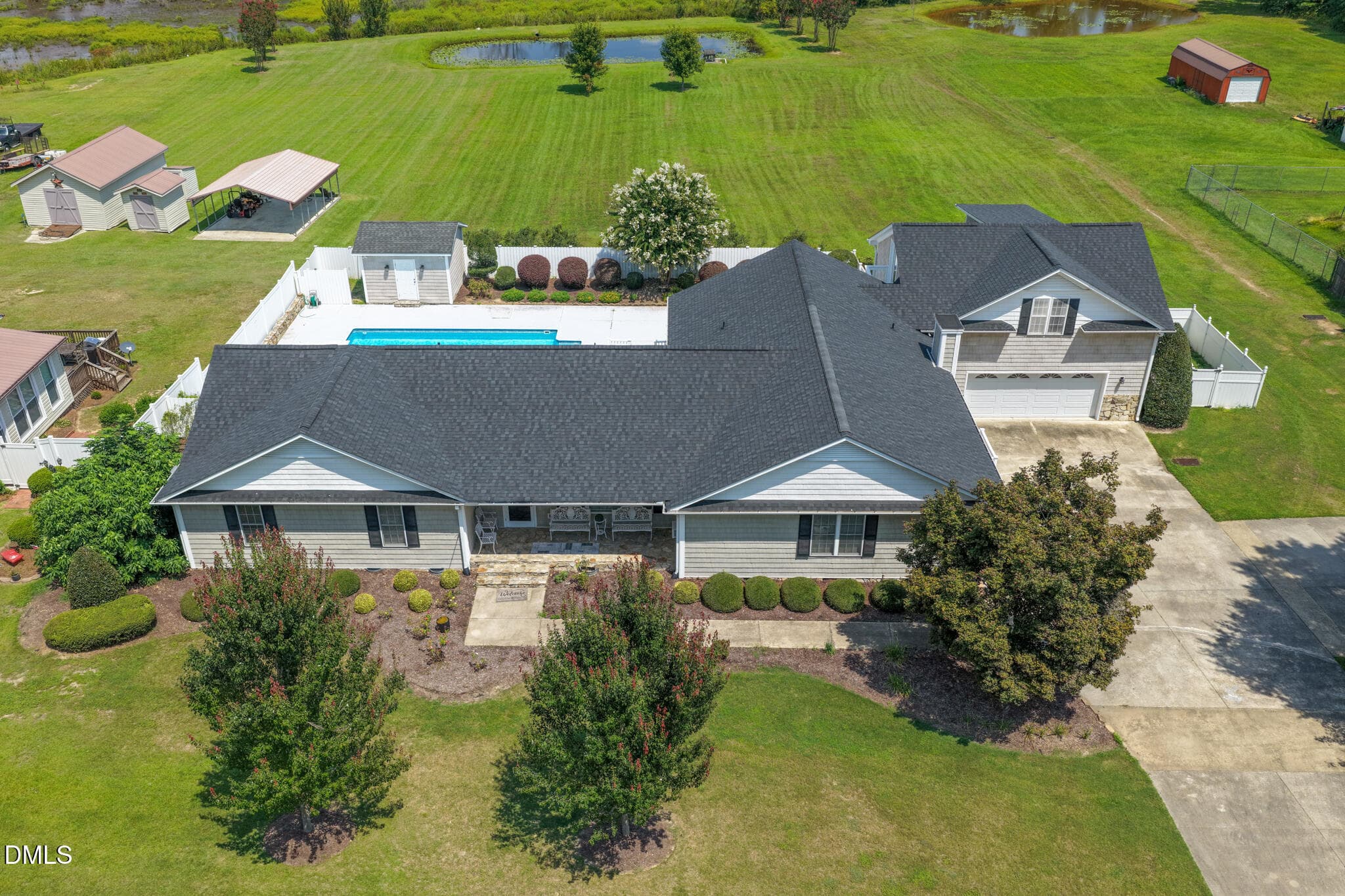 906 Walnut Drive, Erwin, NC 28339