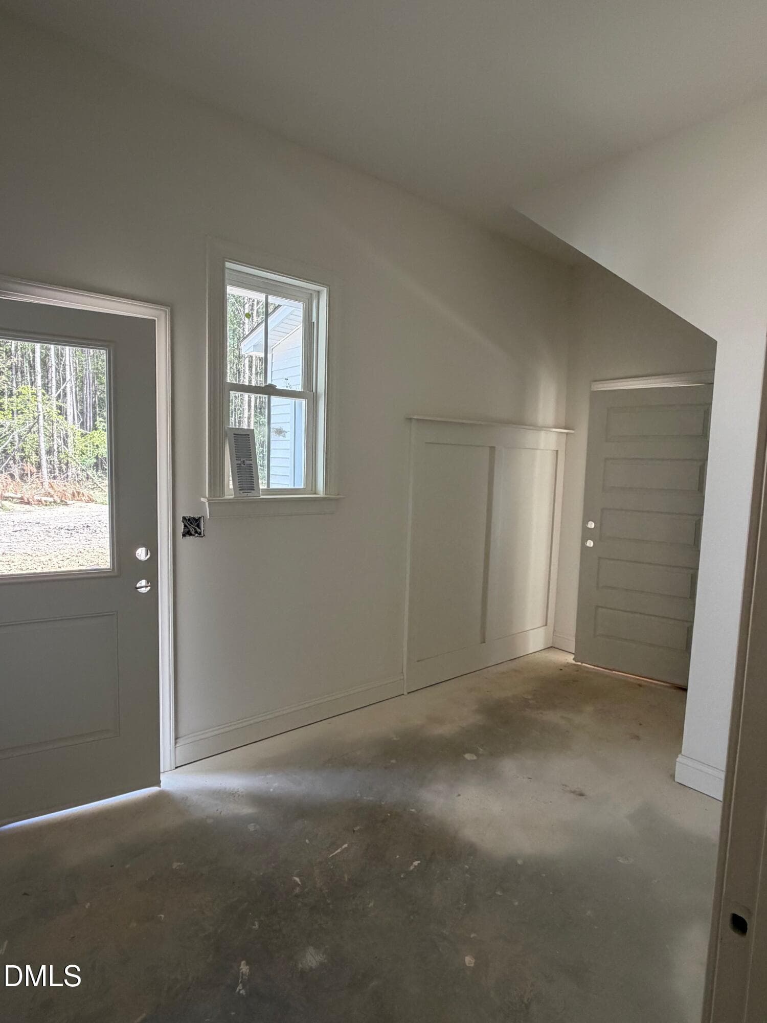 Mudroom/Laundry - 276 Green Pines Estates Drive, Kenly, NC 27542