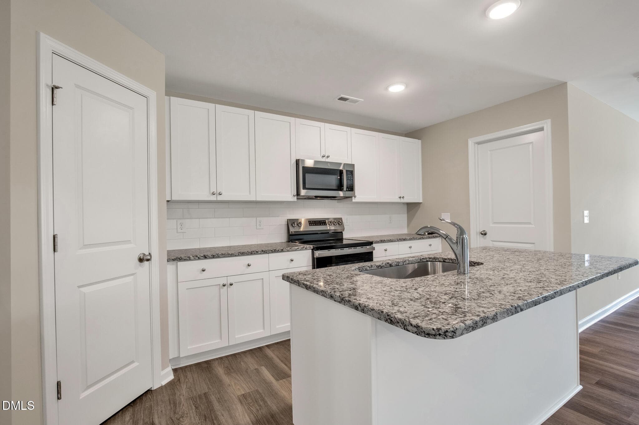 31 E Emily Gardens Dr(13 of 32) - 31 E Emily Gardens Drive, Selma, NC 27576