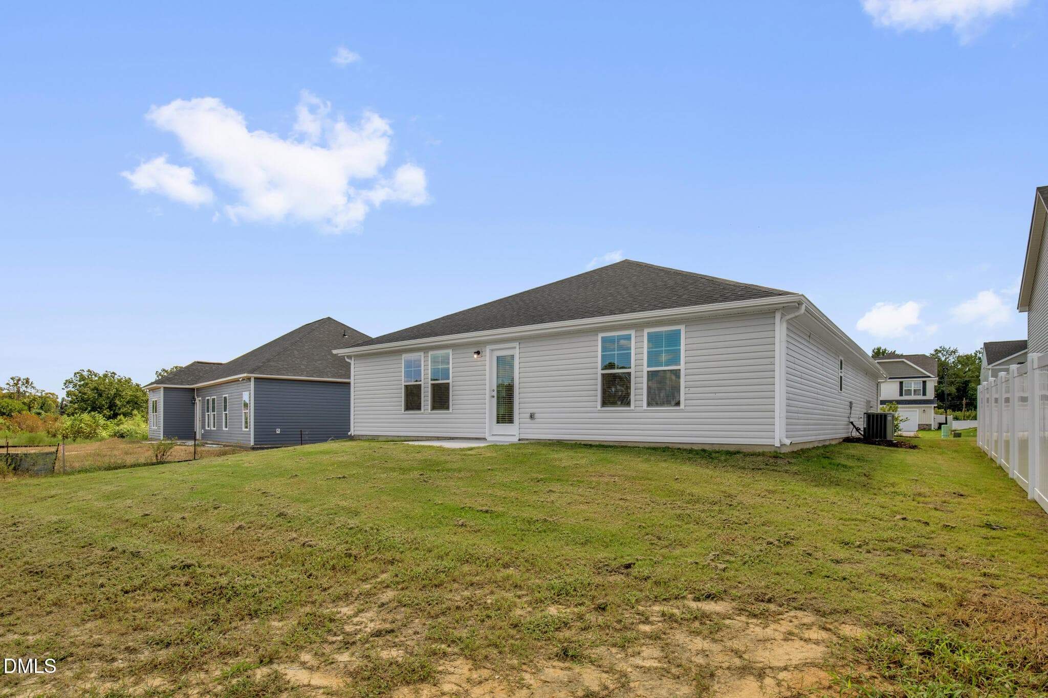 31 E Emily Gardens Dr(30 of 32) - 31 E Emily Gardens Drive, Selma, NC 27576